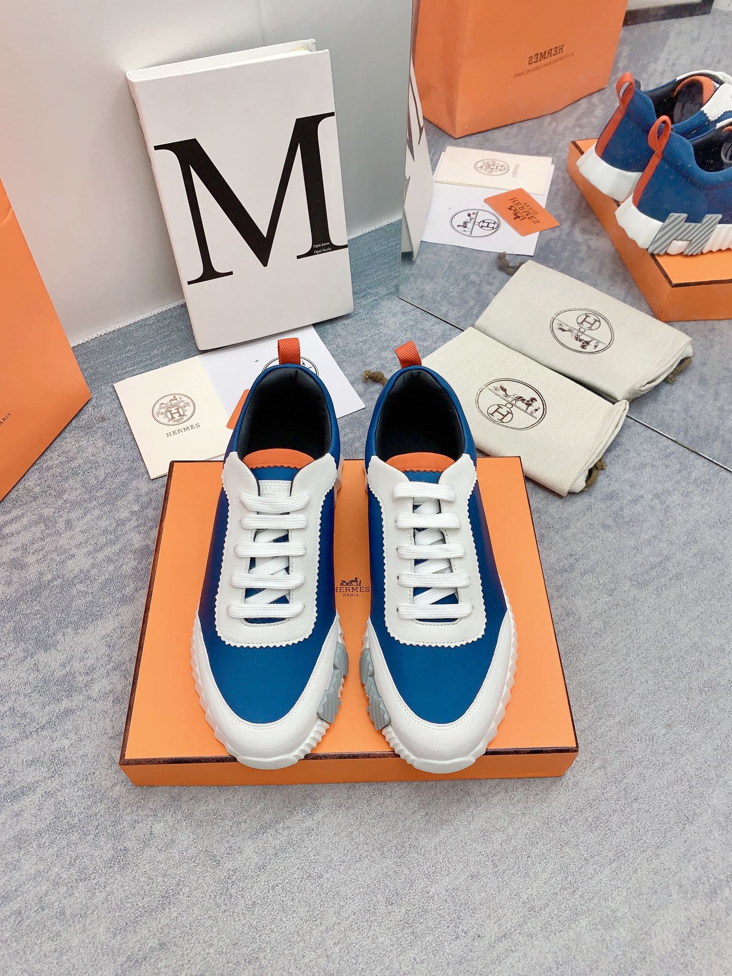 HM Bouncing Sneaker In Blue Silk Lambskin 106447