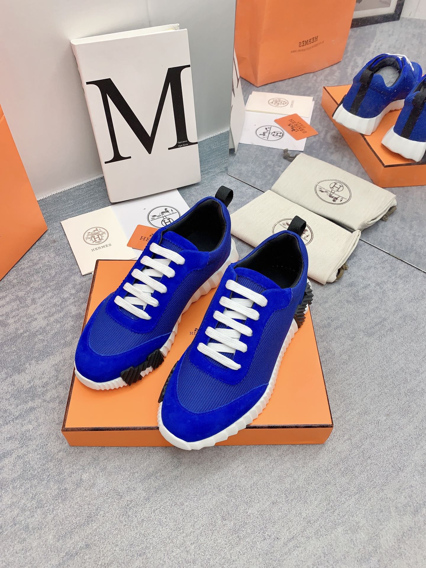 HM Bouncing Sneaker In Blue Mesh Fabric 106457