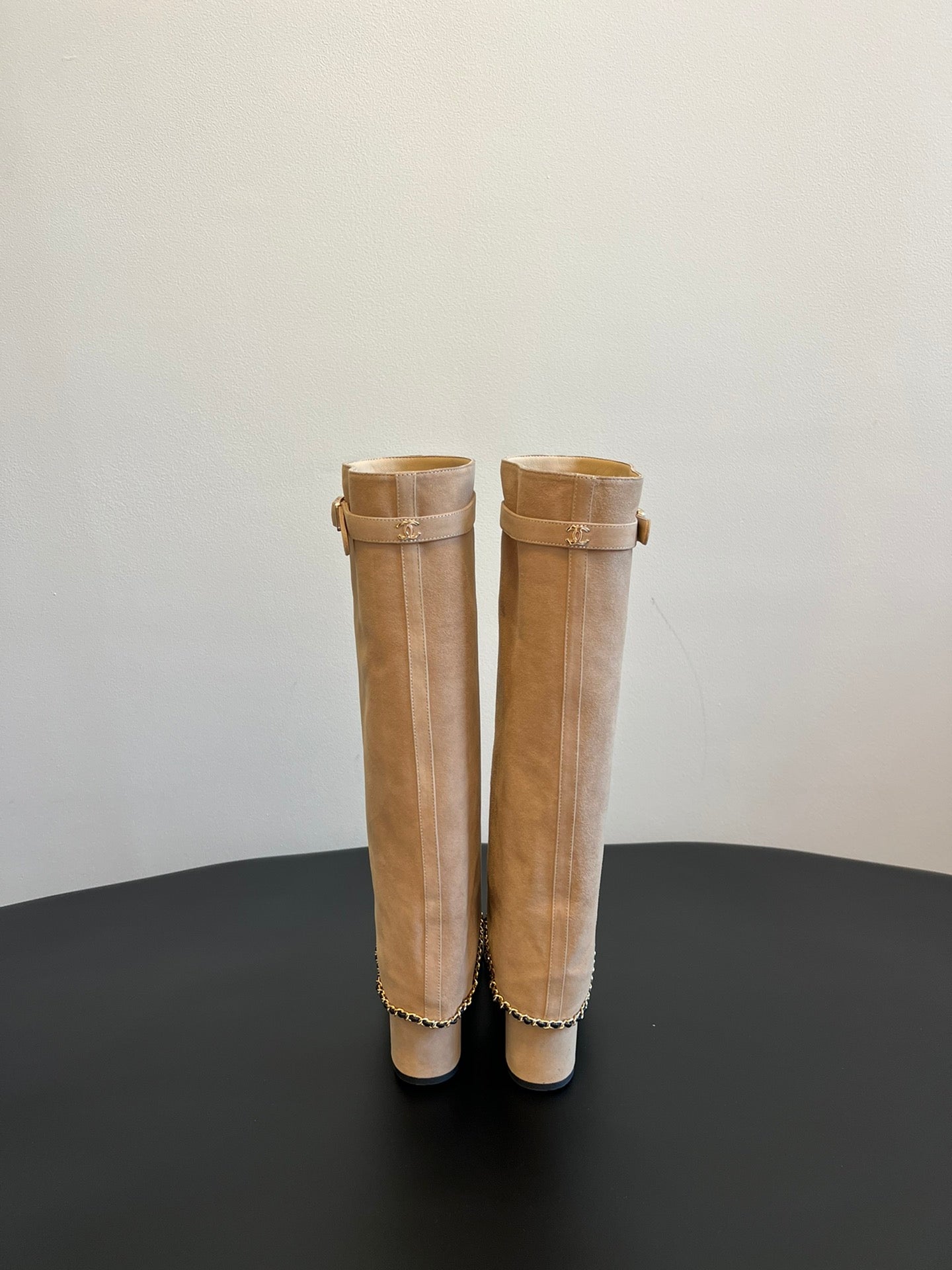 CC Hight Boots Dark Beige With Chain Suede And Cowhide 944969