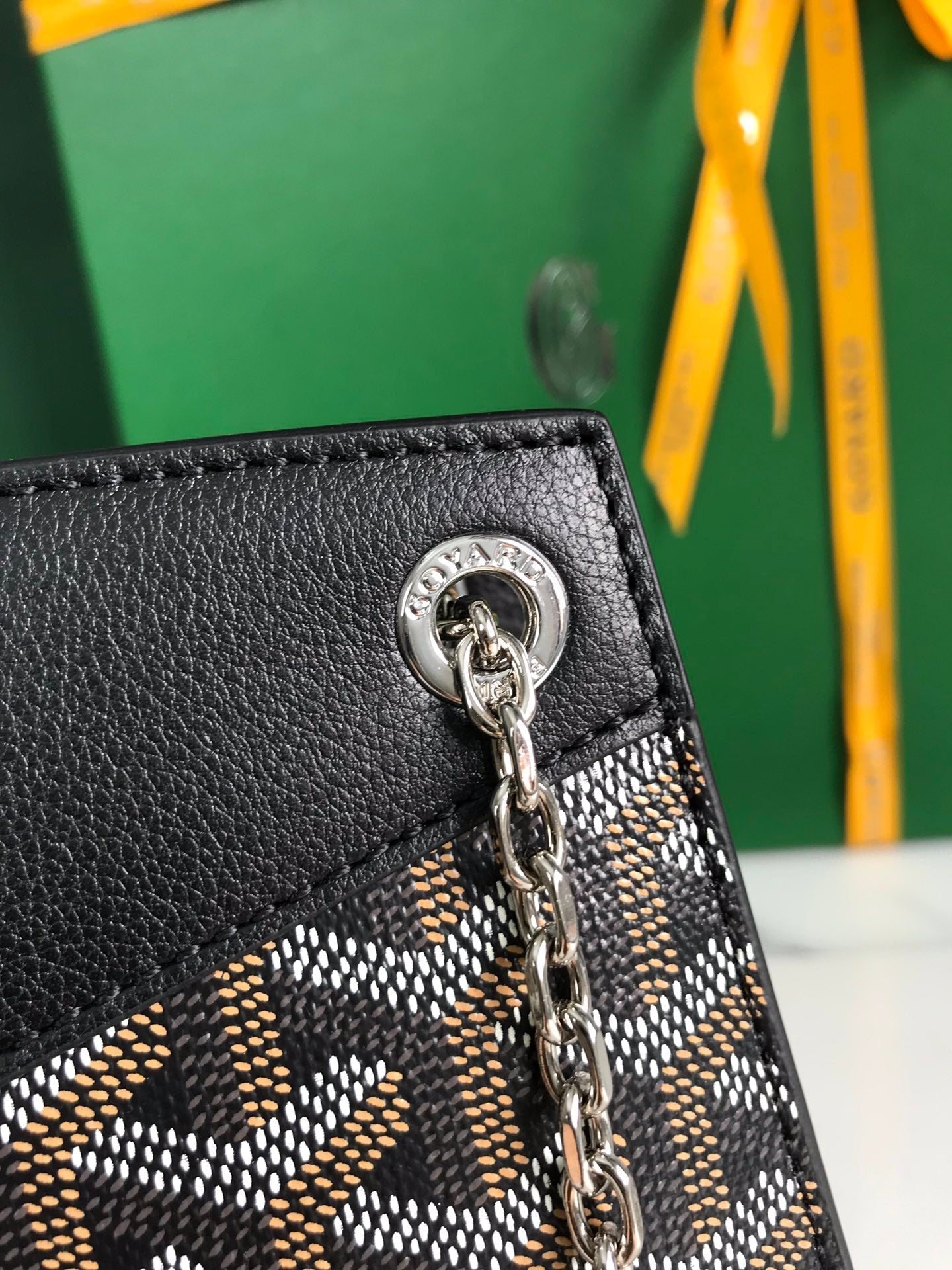 ROUETTE STRUCTURÃ‰ MINI BAG 21 IN BLACK GOYARDINE CANVAS AND CALFSKIN