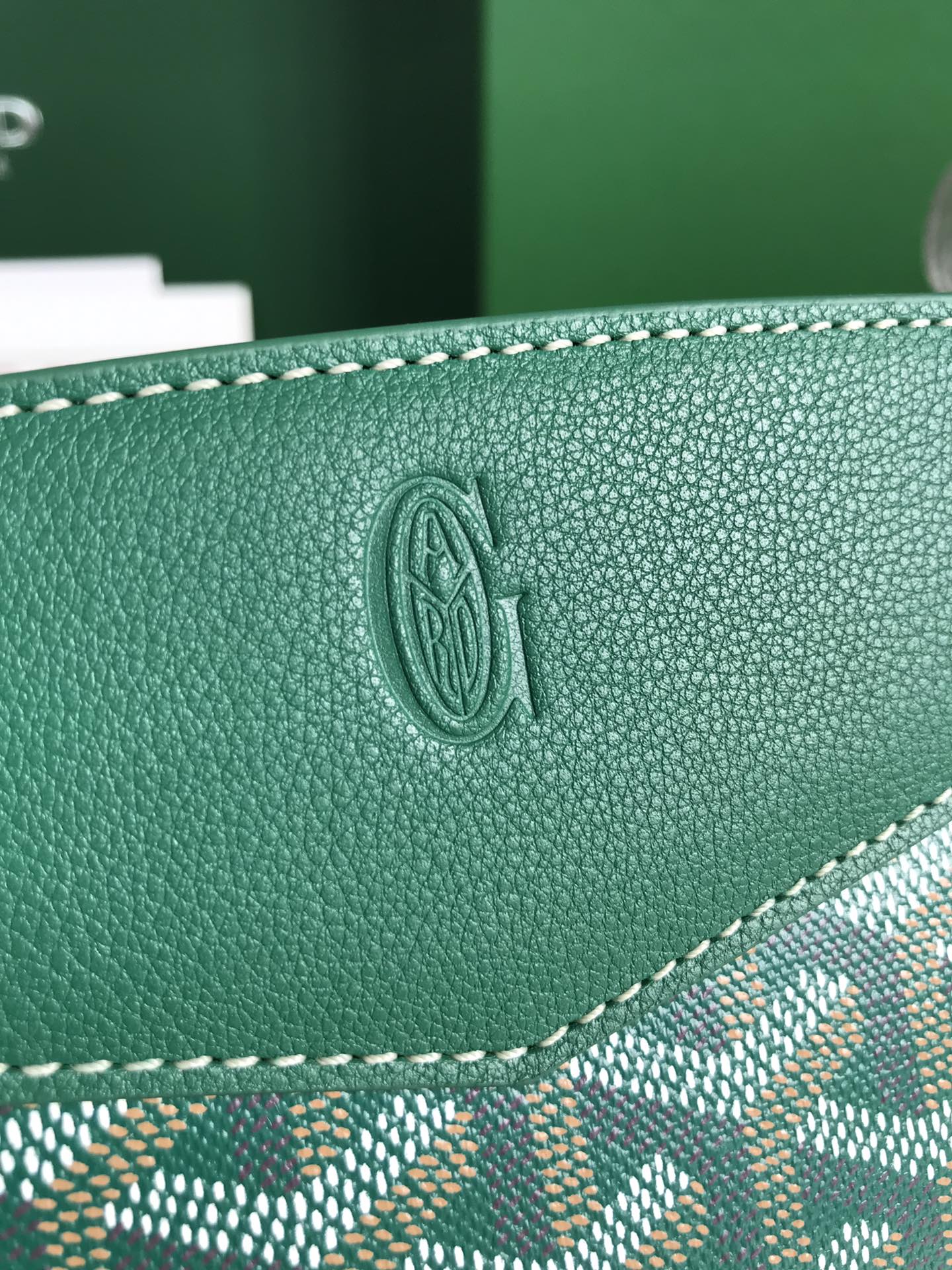 ROUETTE STRUCTURÃ‰ MINI BAG 21 IN GREEN GOYARDINE CANVAS AND CALFSKIN