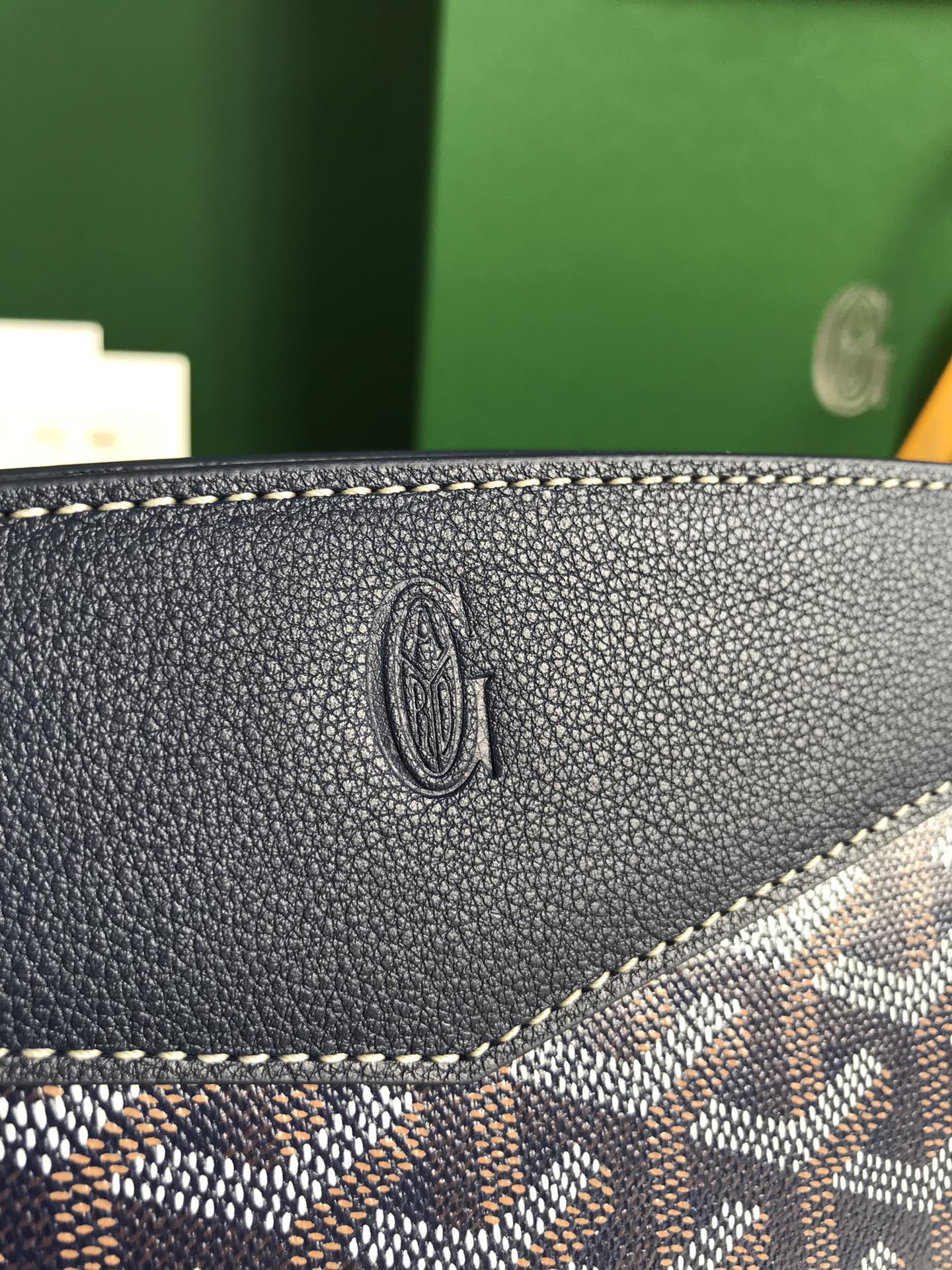 ROUETTE STRUCTURÃ‰ MINI BAG 21 IN NAVY BLUE GOYARDINE CANVAS AND CALFSKIN