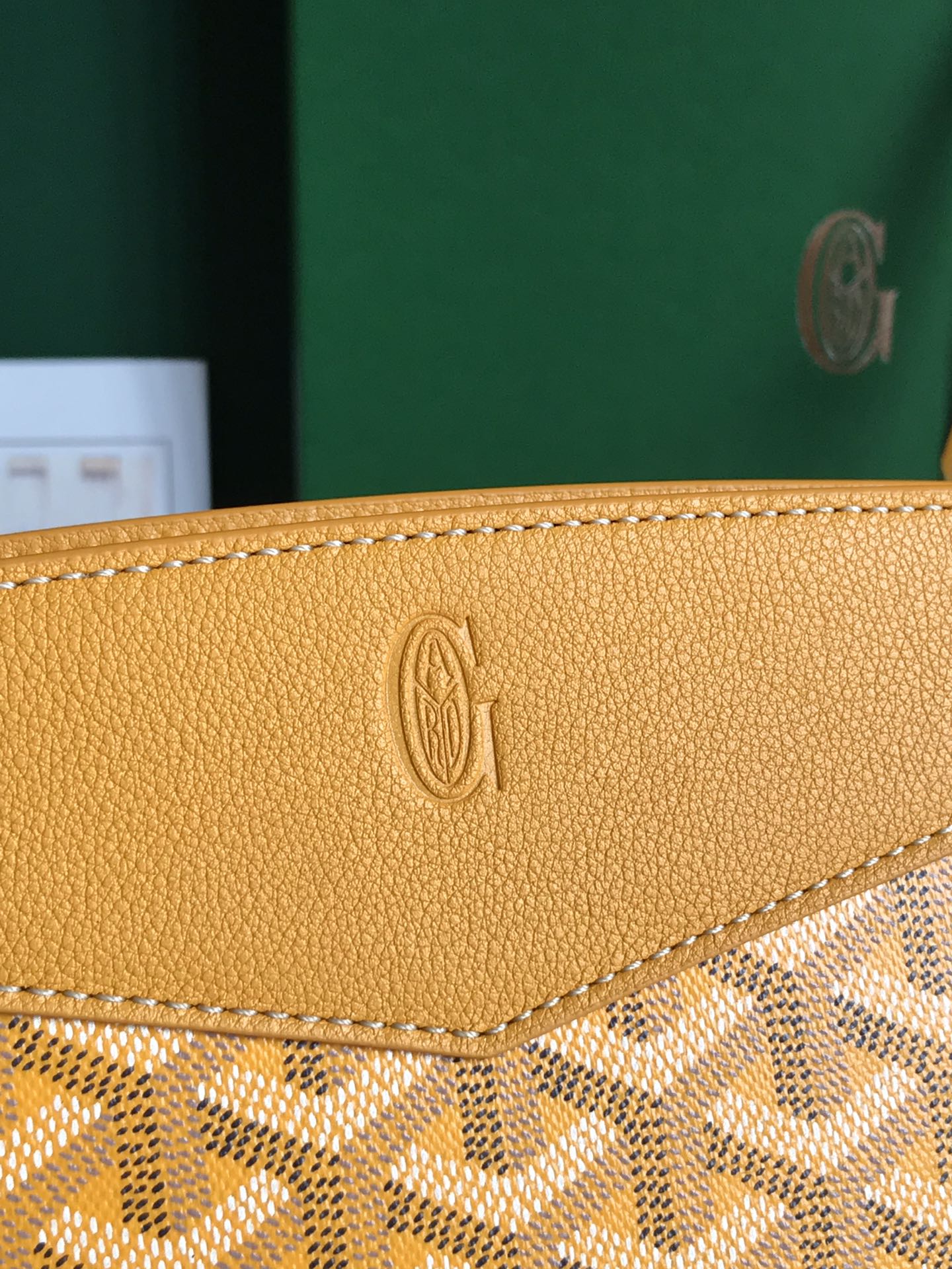 ROUETTE STRUCTURÃ‰ MINI BAG 21 IN YELLOW GOYARDINE CANVAS AND CALFSKIN
