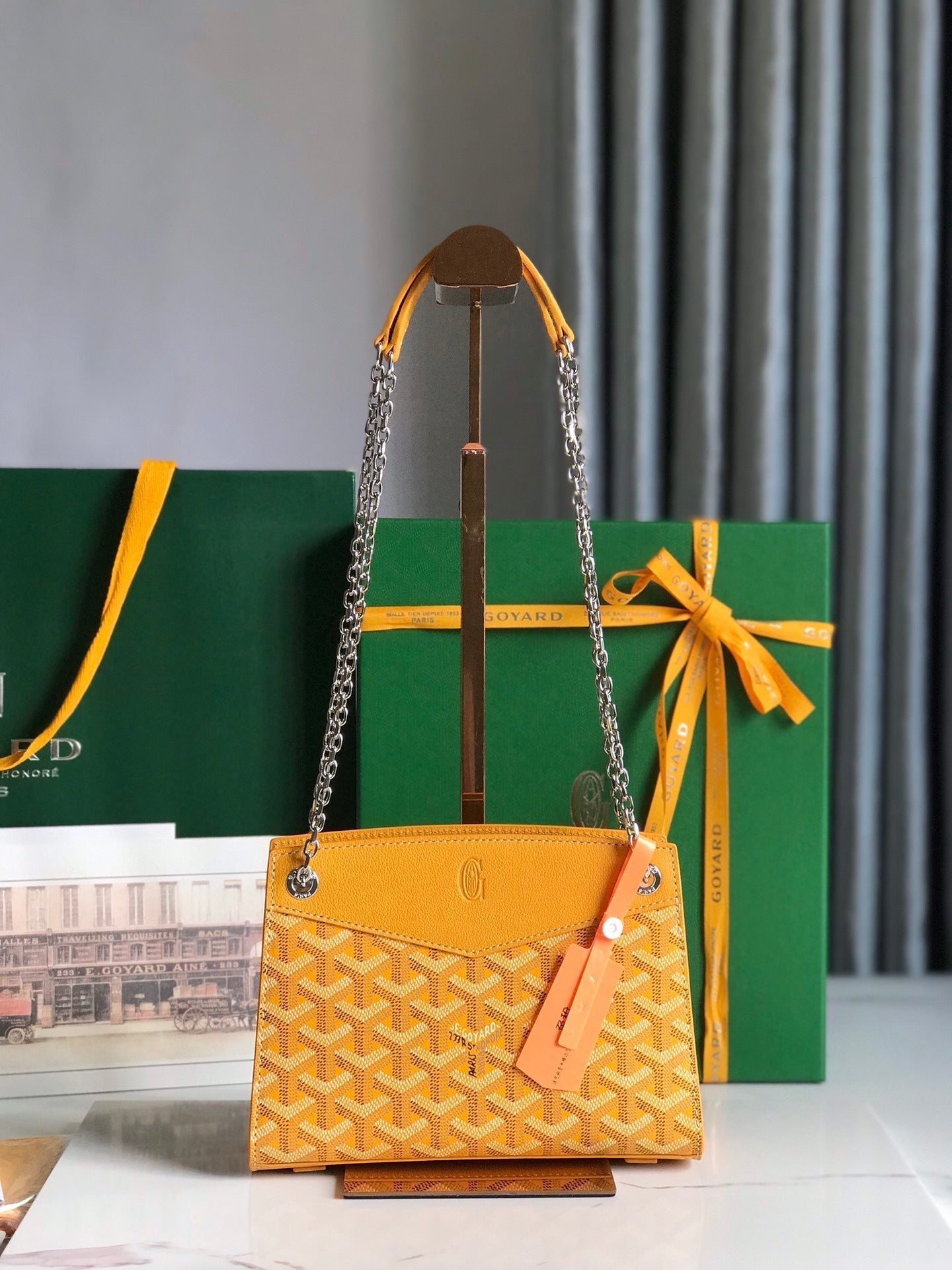 ROUETTE STRUCTURÃ‰ MINI BAG 21 IN YELLOW GOYARDINE CANVAS AND CALFSKIN