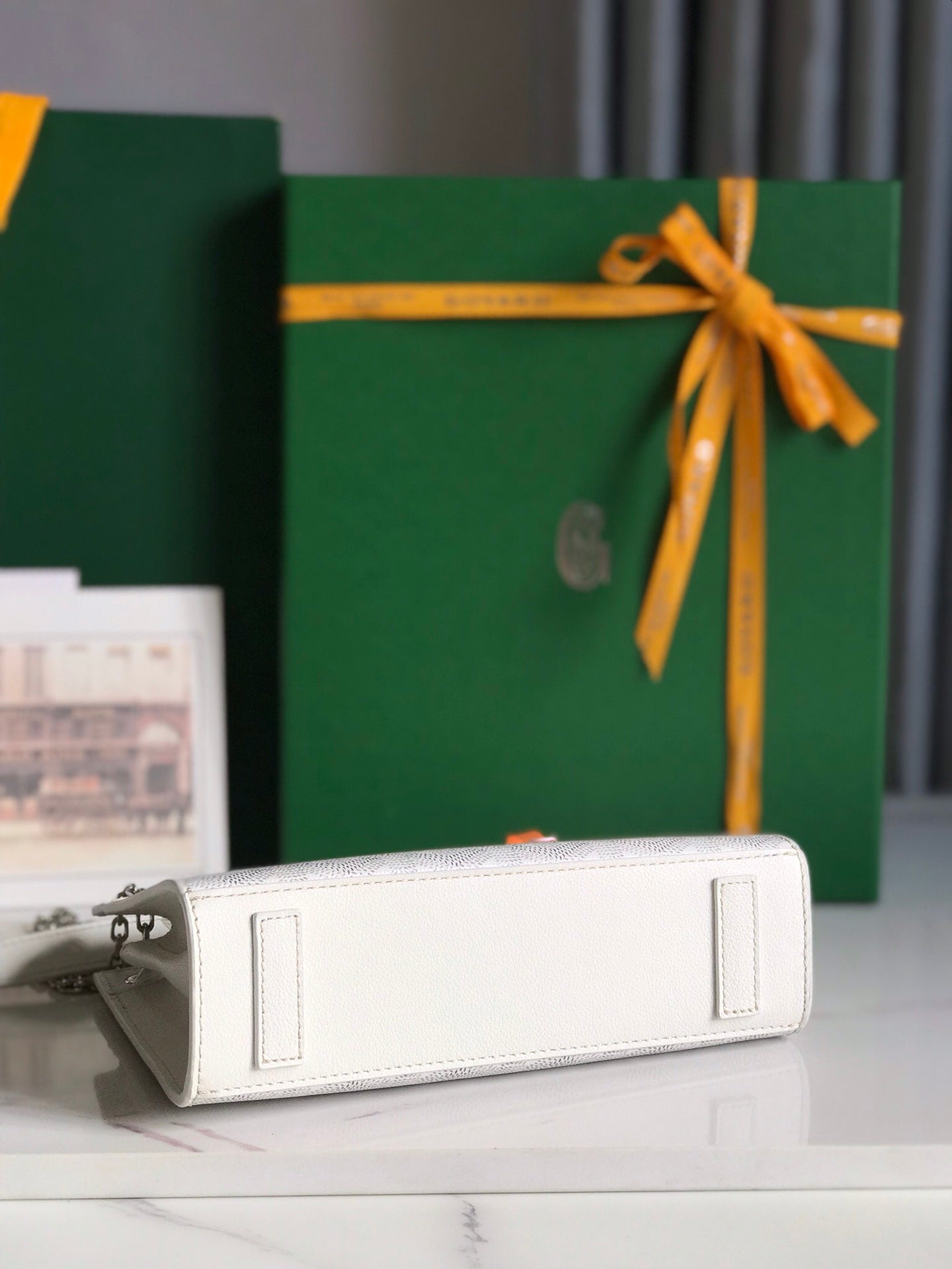 ROUETTE STRUCTURÃ‰ MINI BAG 21 IN WHITE GOYARDINE CANVAS AND CALFSKIN