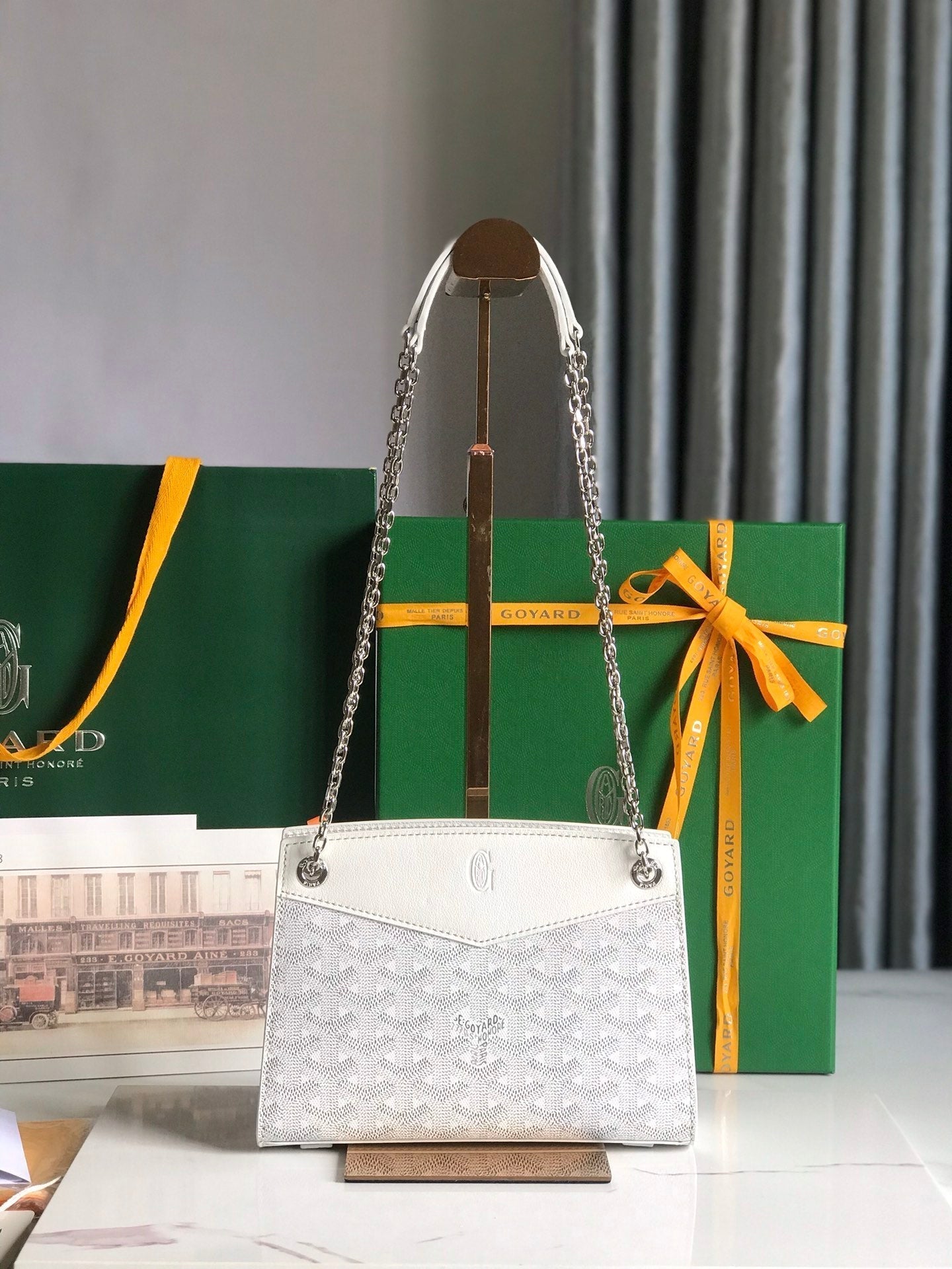 ROUETTE STRUCTURÃ‰ MINI BAG 21 IN WHITE GOYARDINE CANVAS AND CALFSKIN