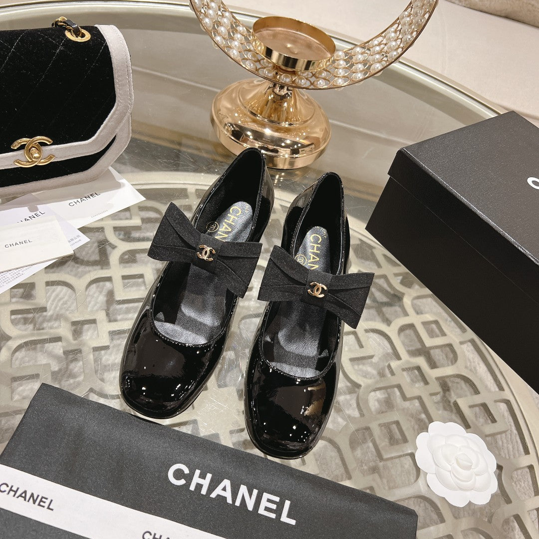 CC High Mary Janes 55mm Black With Bow Glossy Calfskin 943290