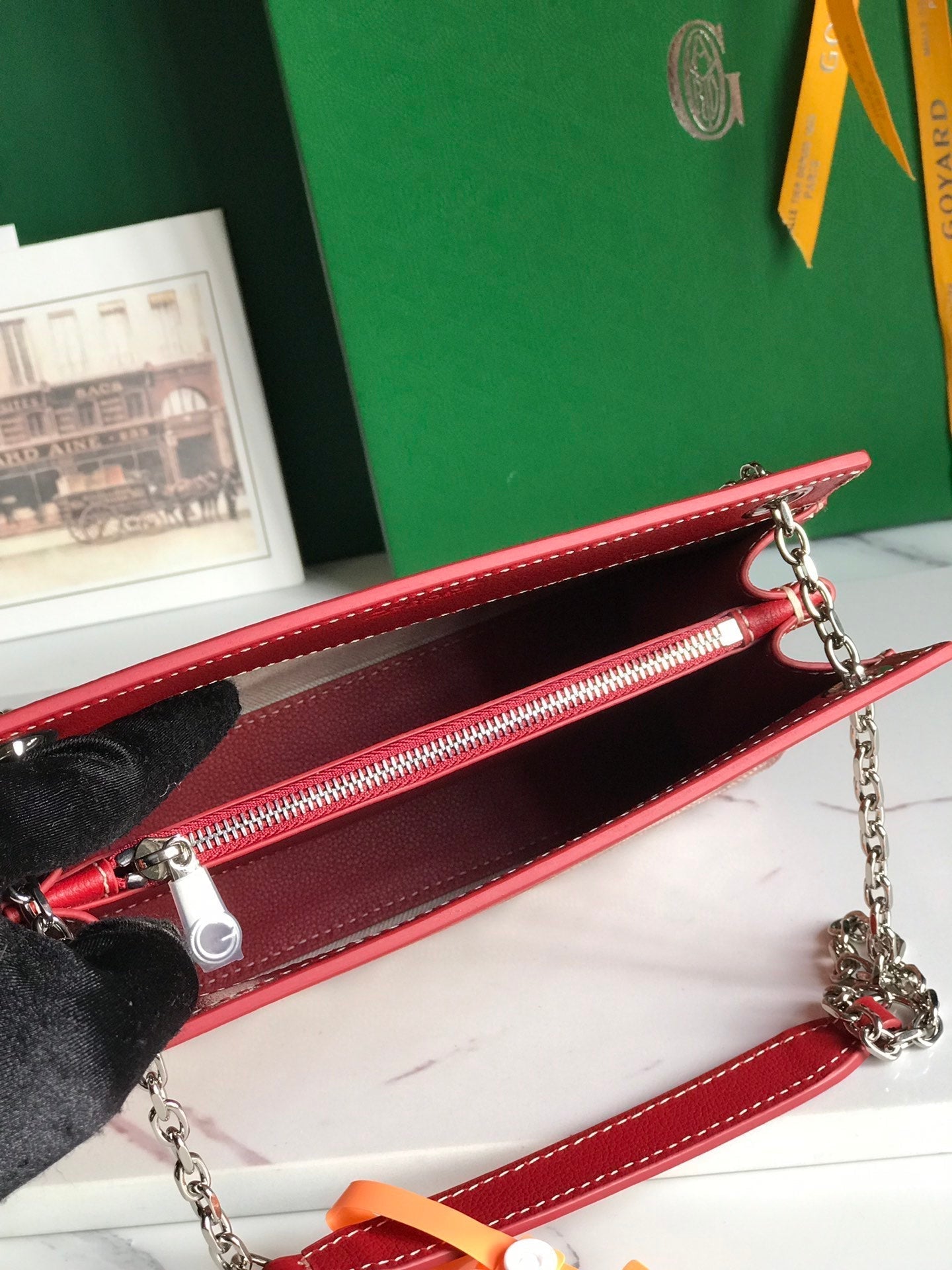 ROUETTE STRUCTURÃ‰ MINI BAG 21 IN CLASSIC RED GOYARDINE CANVAS AND CALFSKIN