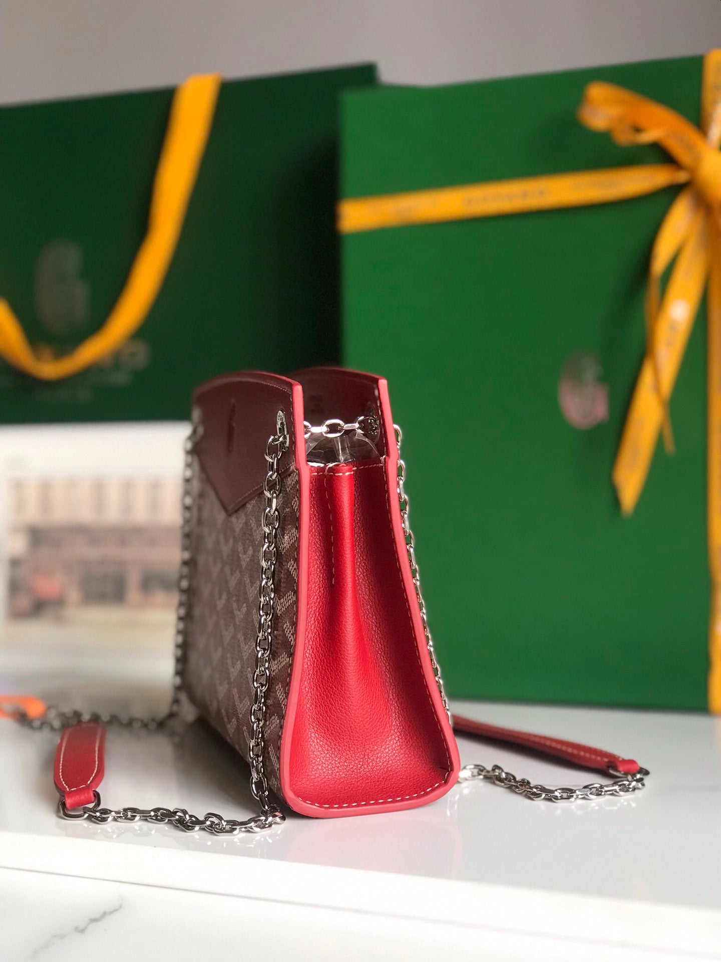 ROUETTE STRUCTURÃ‰ MINI BAG 21 IN CLASSIC RED GOYARDINE CANVAS AND CALFSKIN