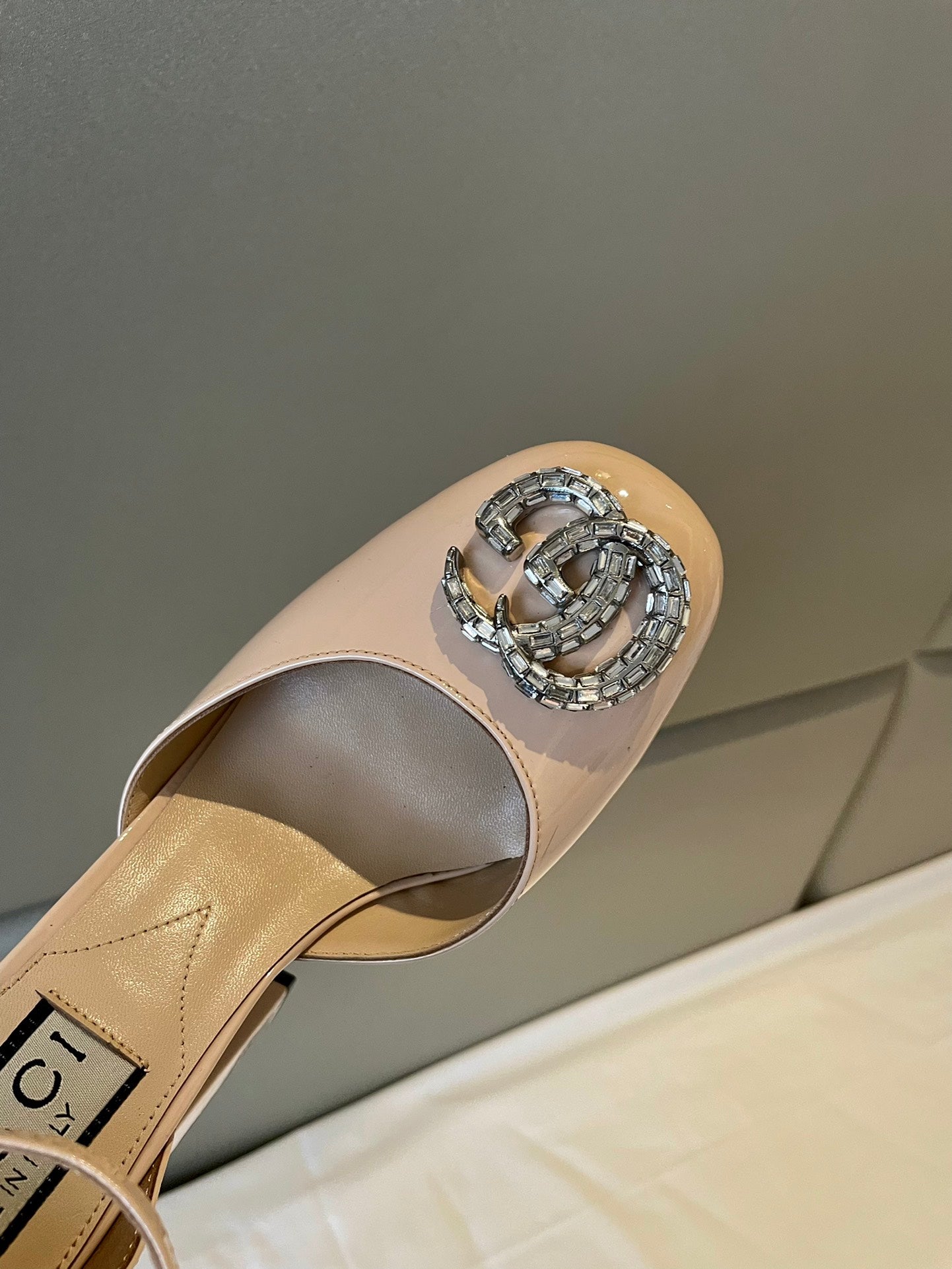 platform pump 12cm with double beige patent leather