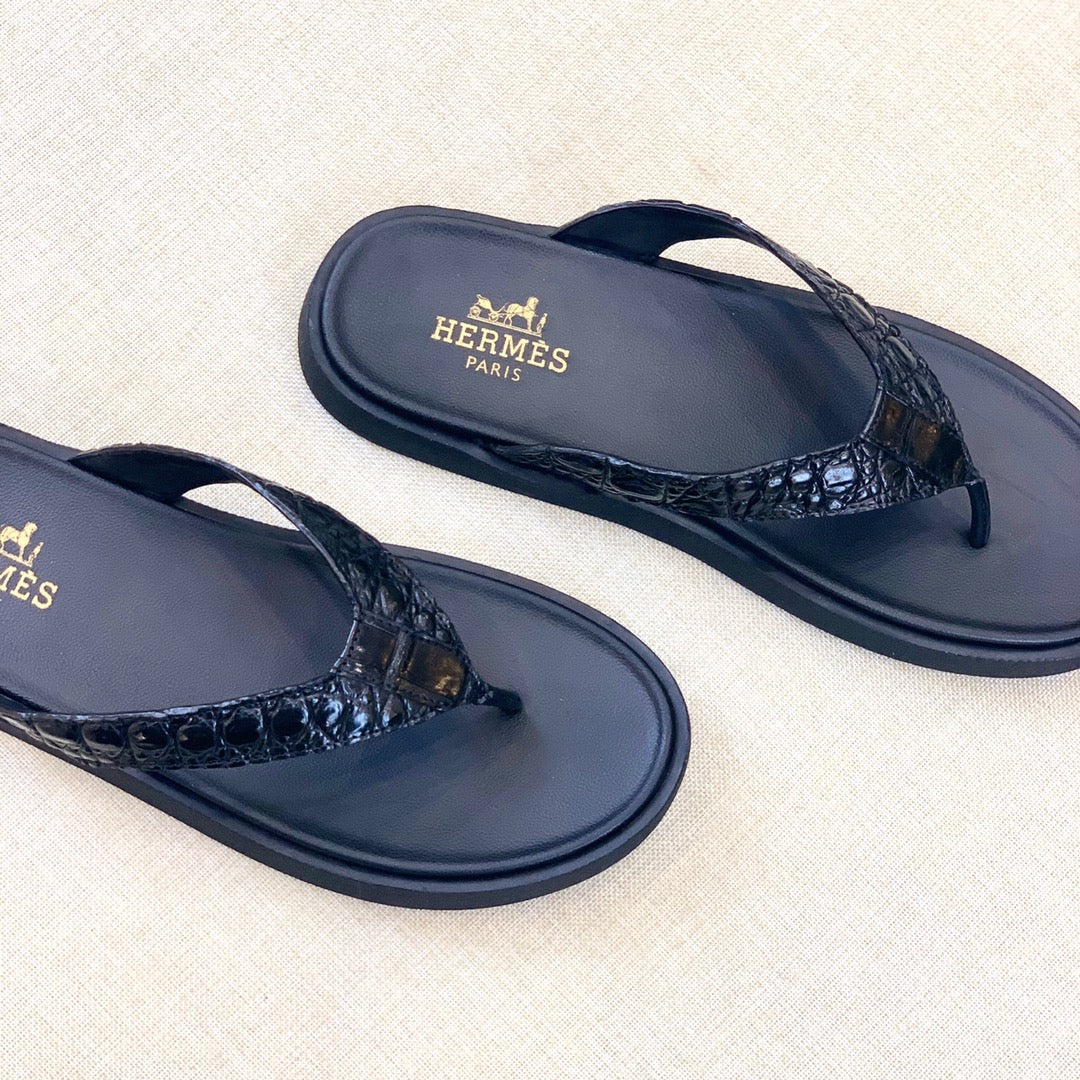 HM Men's Thong Sandals Black Rubber Sheepskin 561664