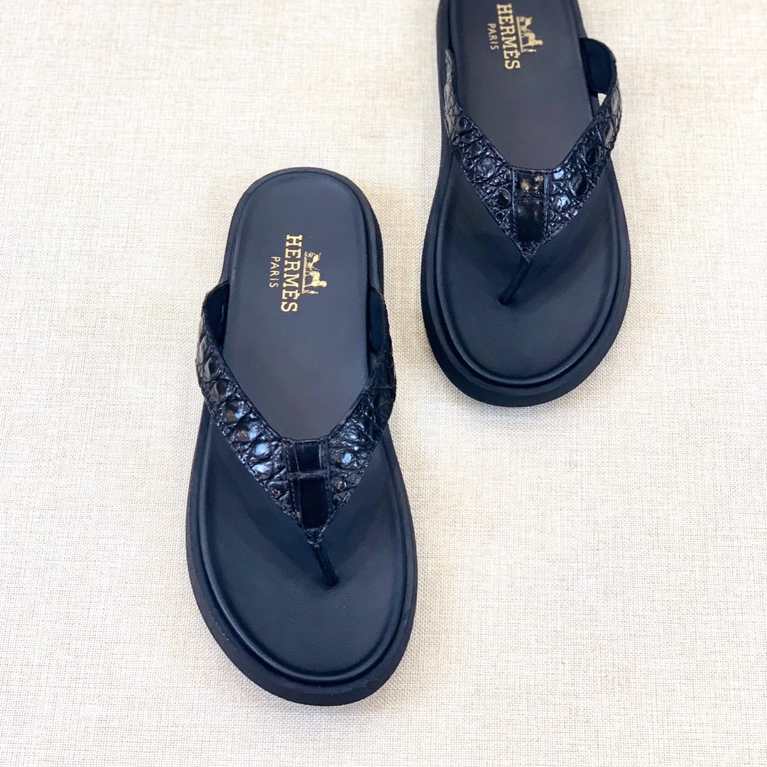 HM Men's Thong Sandals Black Rubber Sheepskin 561664