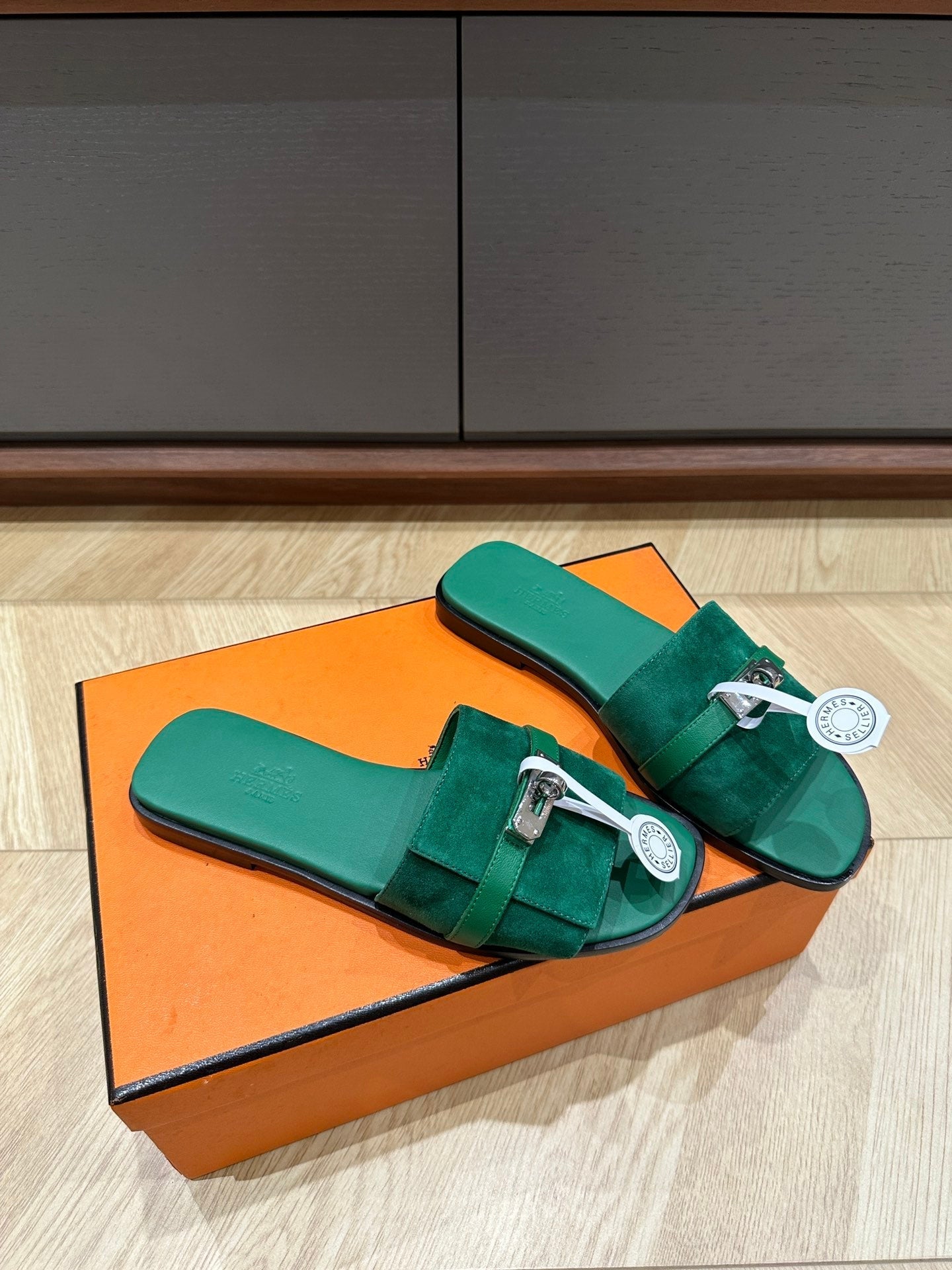 GABRIEL SANDAL OCEAN SUEDE