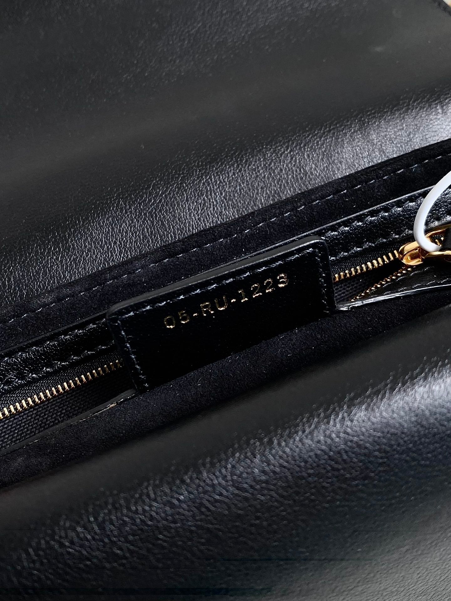 MINI JOLIE 22 BAG BLACK CALFSKIN