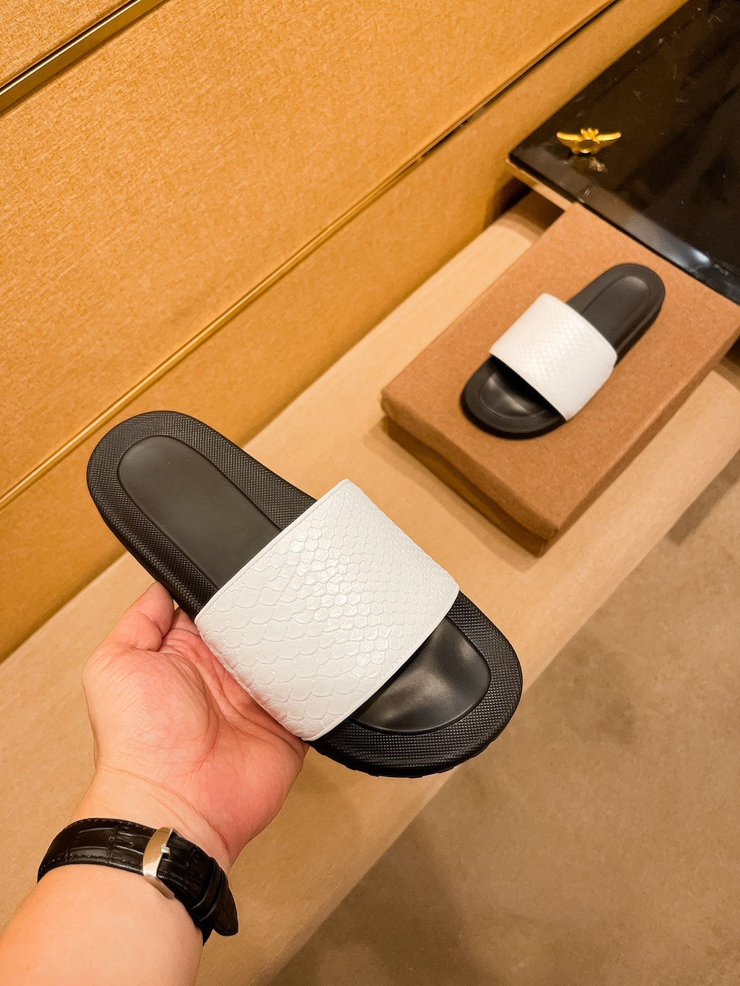 GG Men's Slide White Cowhide 709746