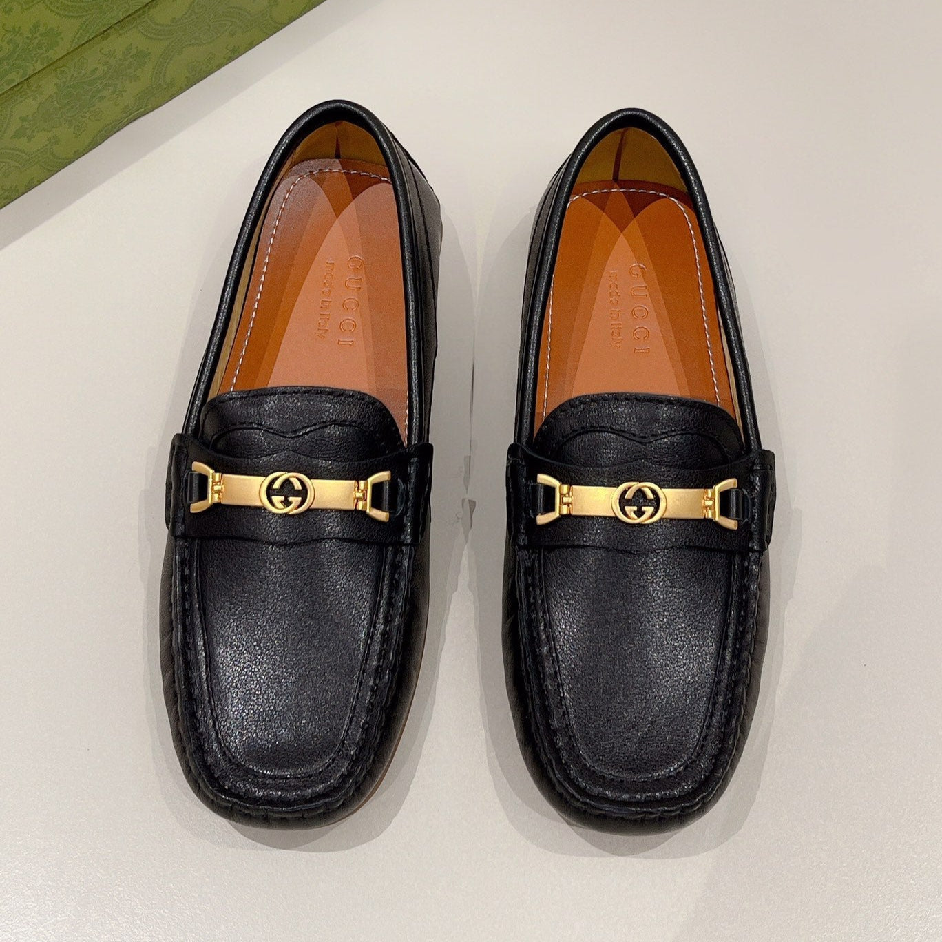 GG Men's Alessandro Loafer Black Cowhide 557582