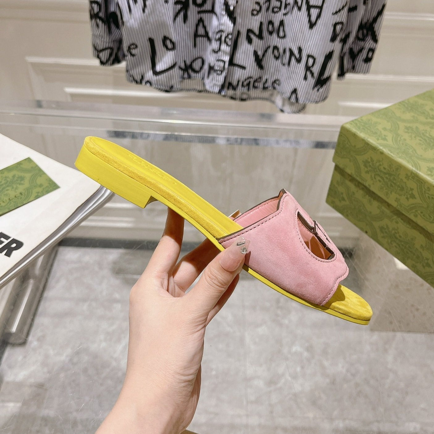 GG  Interlocking double G hollow slippers Blush Pink Yellow