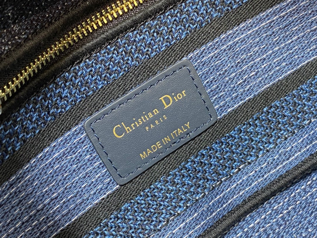 CD Denim Blue Tiger 26 Lady D-Joy Bag Canvas 336633