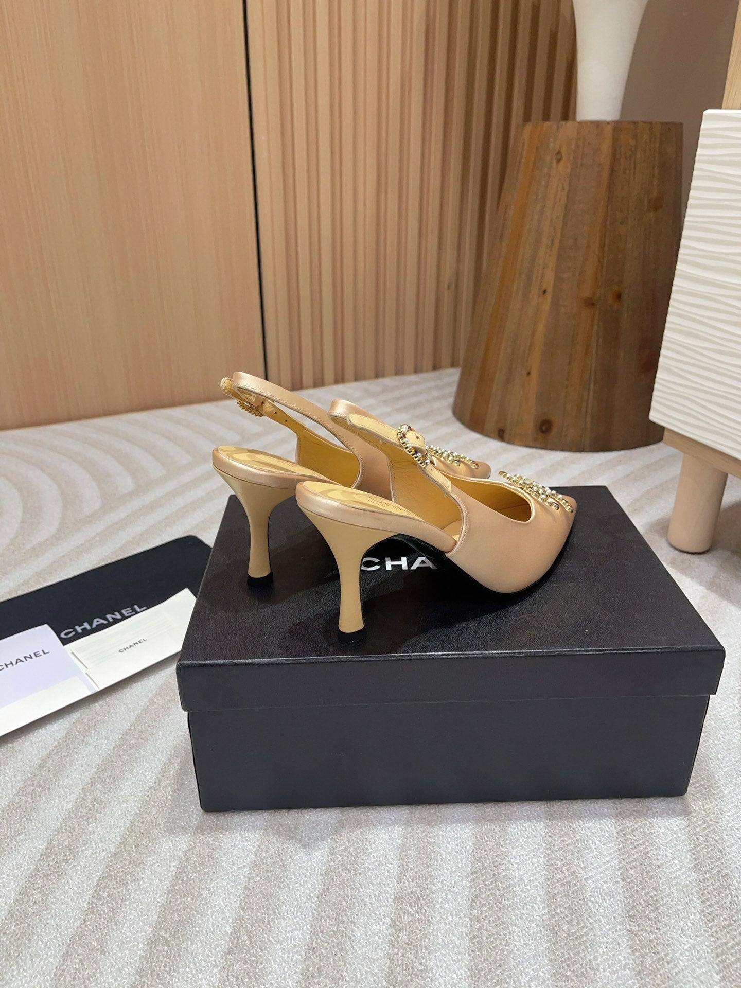 CC HIGH SLINGBACKS BEIGE CREAM SATIN AND LAMBSKIN