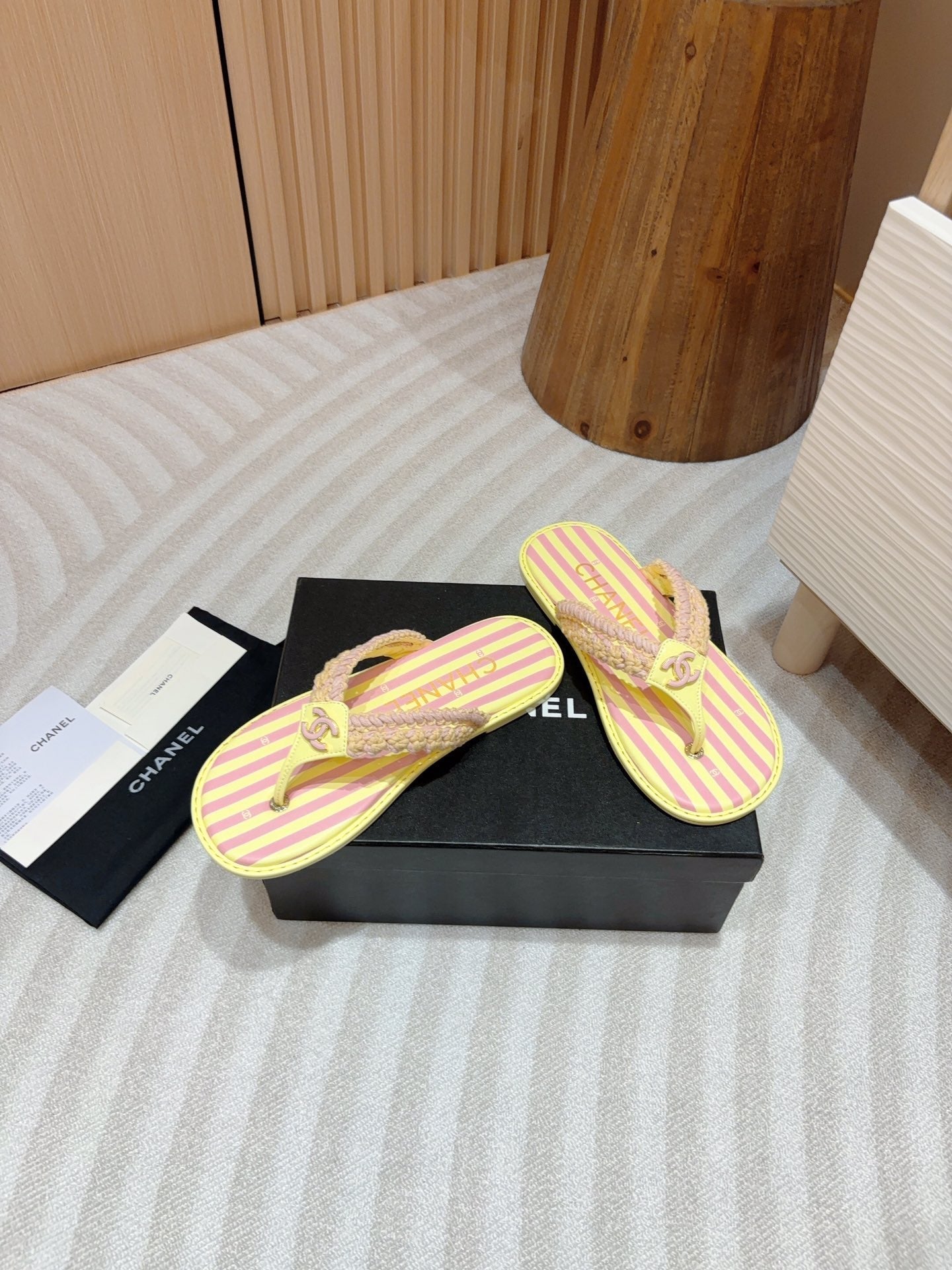 CC WOVEN FLIP FLOP YELLOW MIX PINK SHEEPSKIN