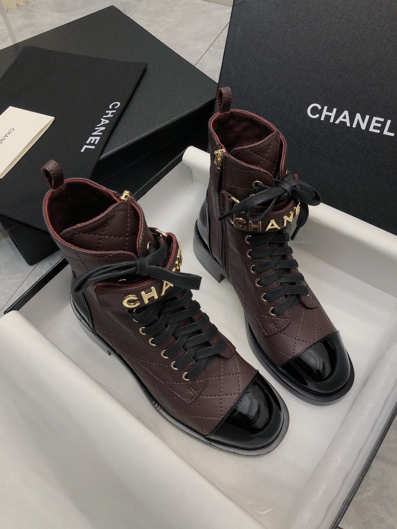 CC Short Boots 45mm In Brown Red Mix Black Quilted Lambskin And Glossy Cowhide 950033