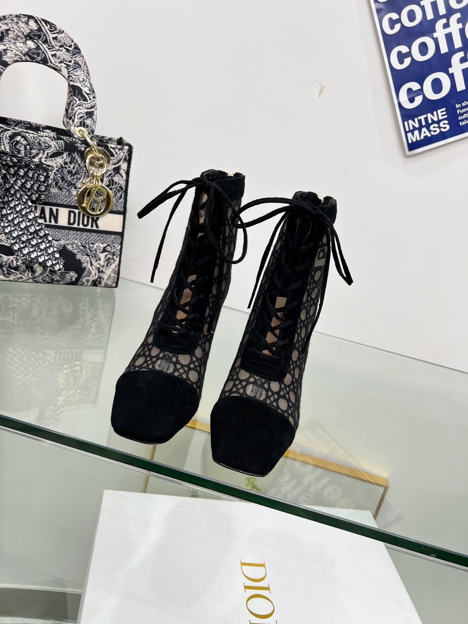 CD Naugtily-D Heeled Ankle Boot Black Fabric