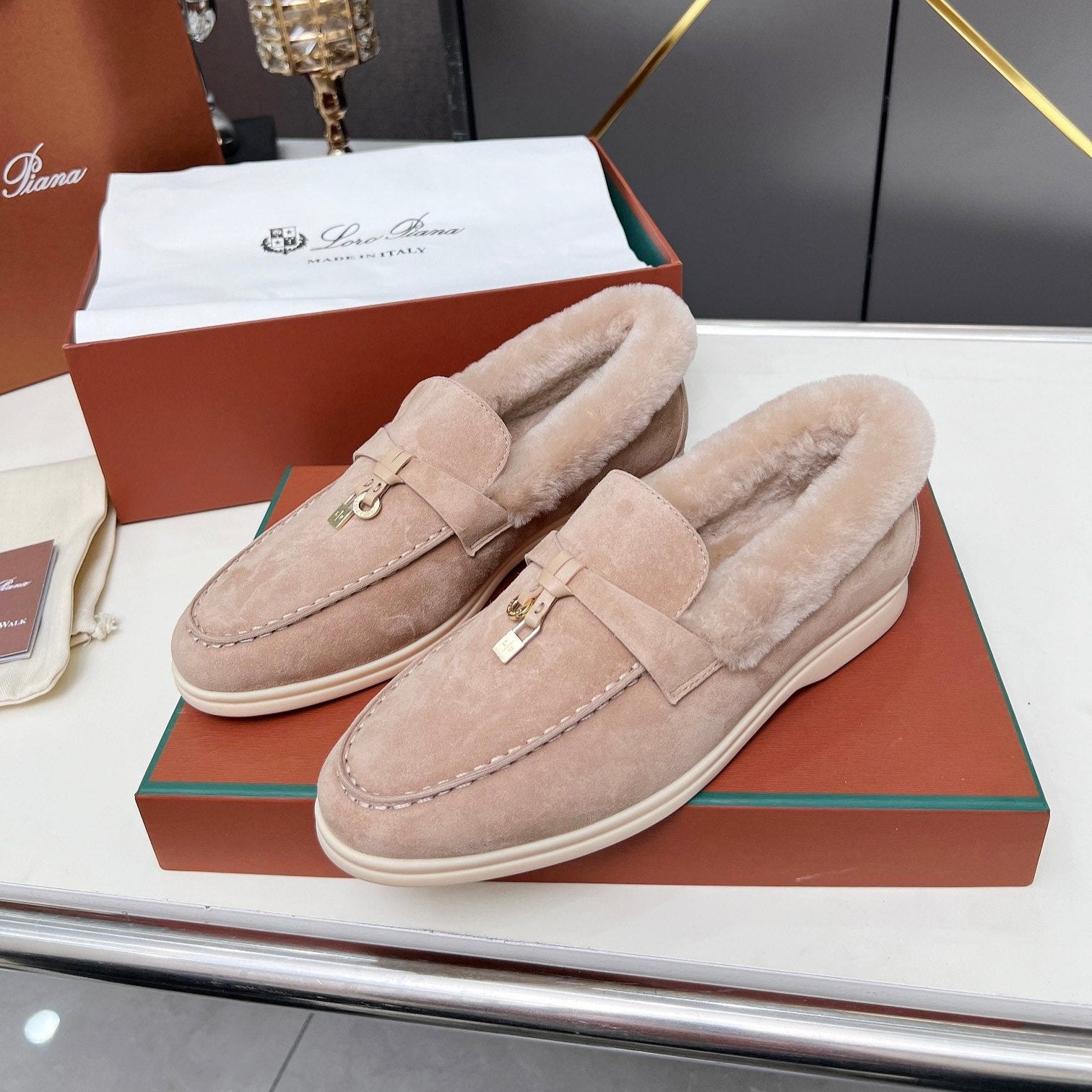 LP Summer Charm Walk Loafer Rose Beige Suede Lamb Fur