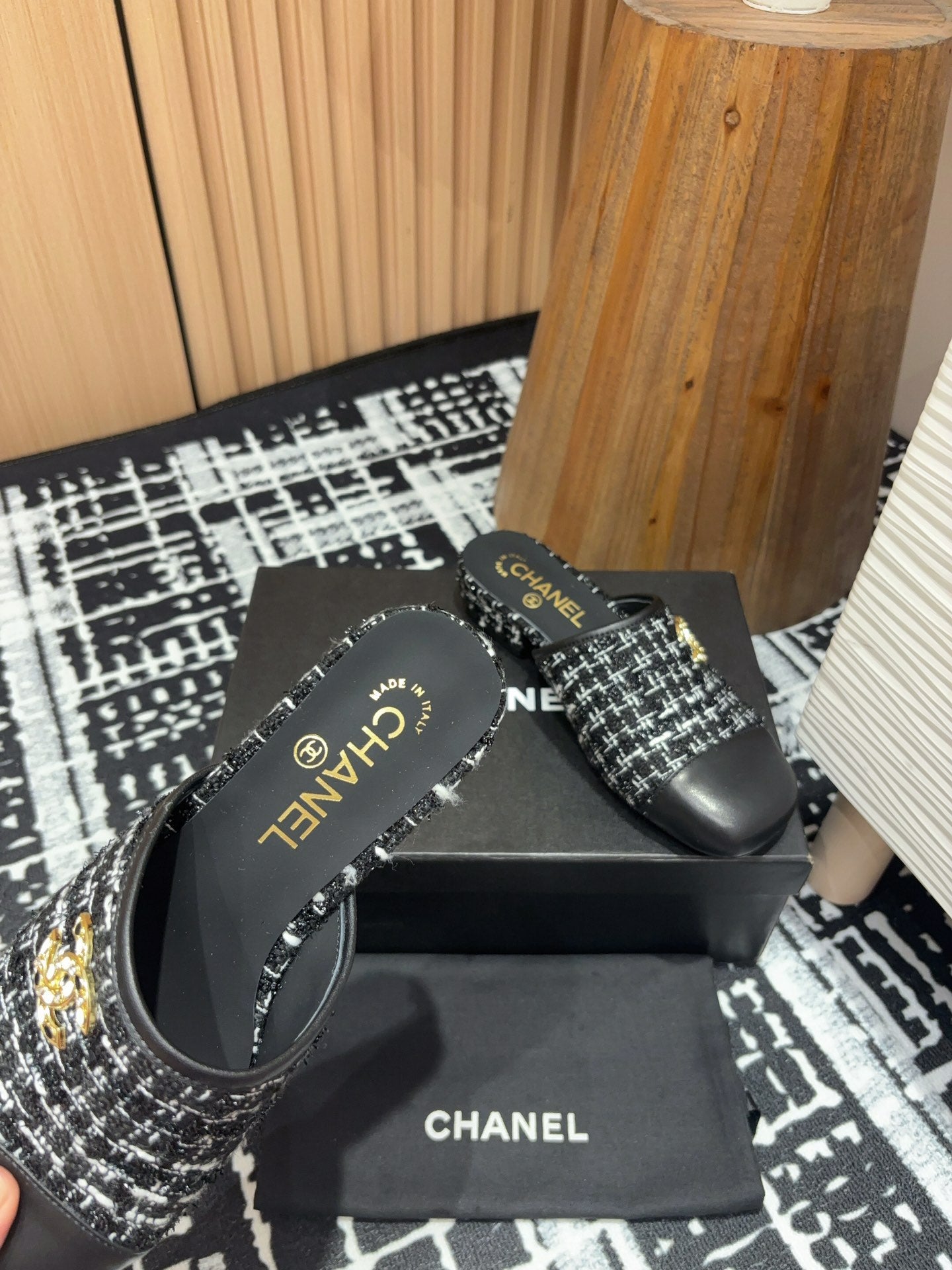 CC Mule 30mm In Black Mix White Wool Tweed And Lambskin