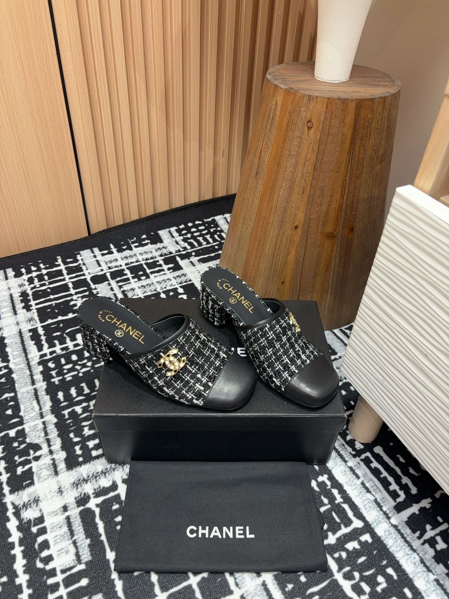 CC Mule 60mm In Black Mix White Wool Tweed And Lambskin