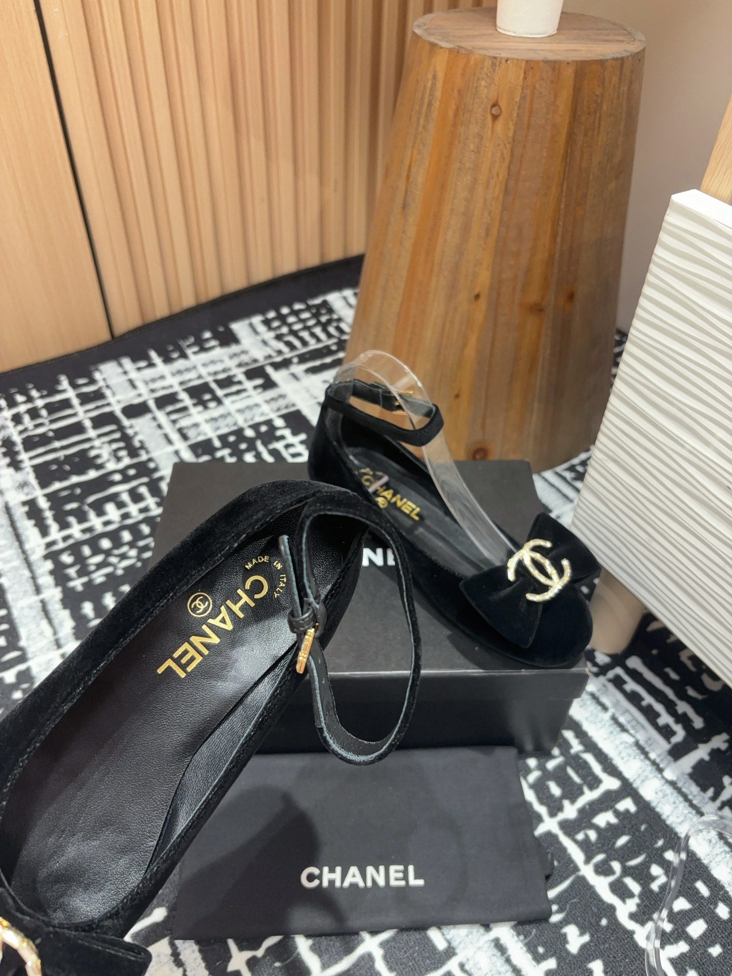 CC Mary Jane Black Bow Tie Velvet And Lambskin