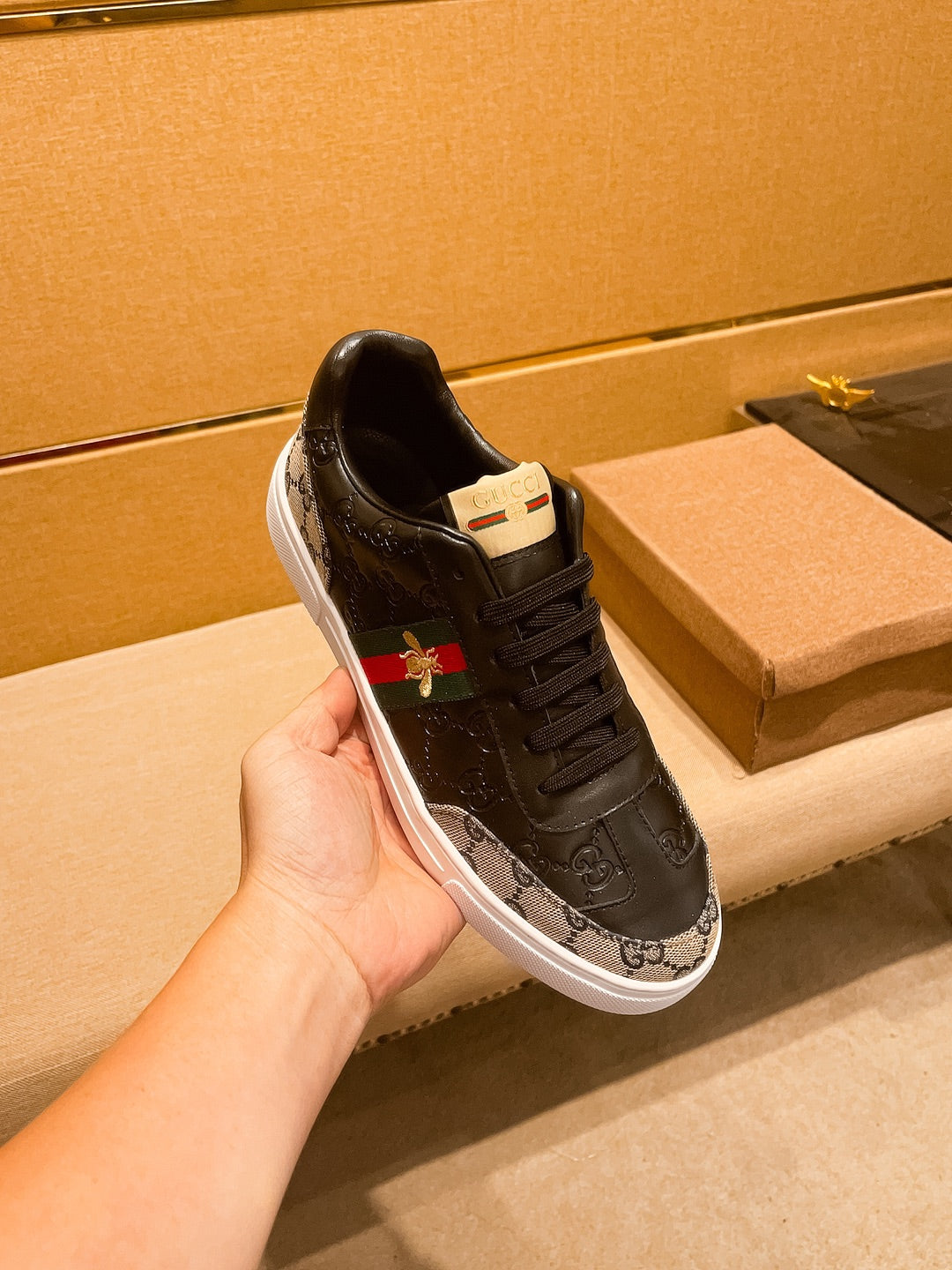 GG Men's ACE Sneaker Black Cowhide Canvas 473312