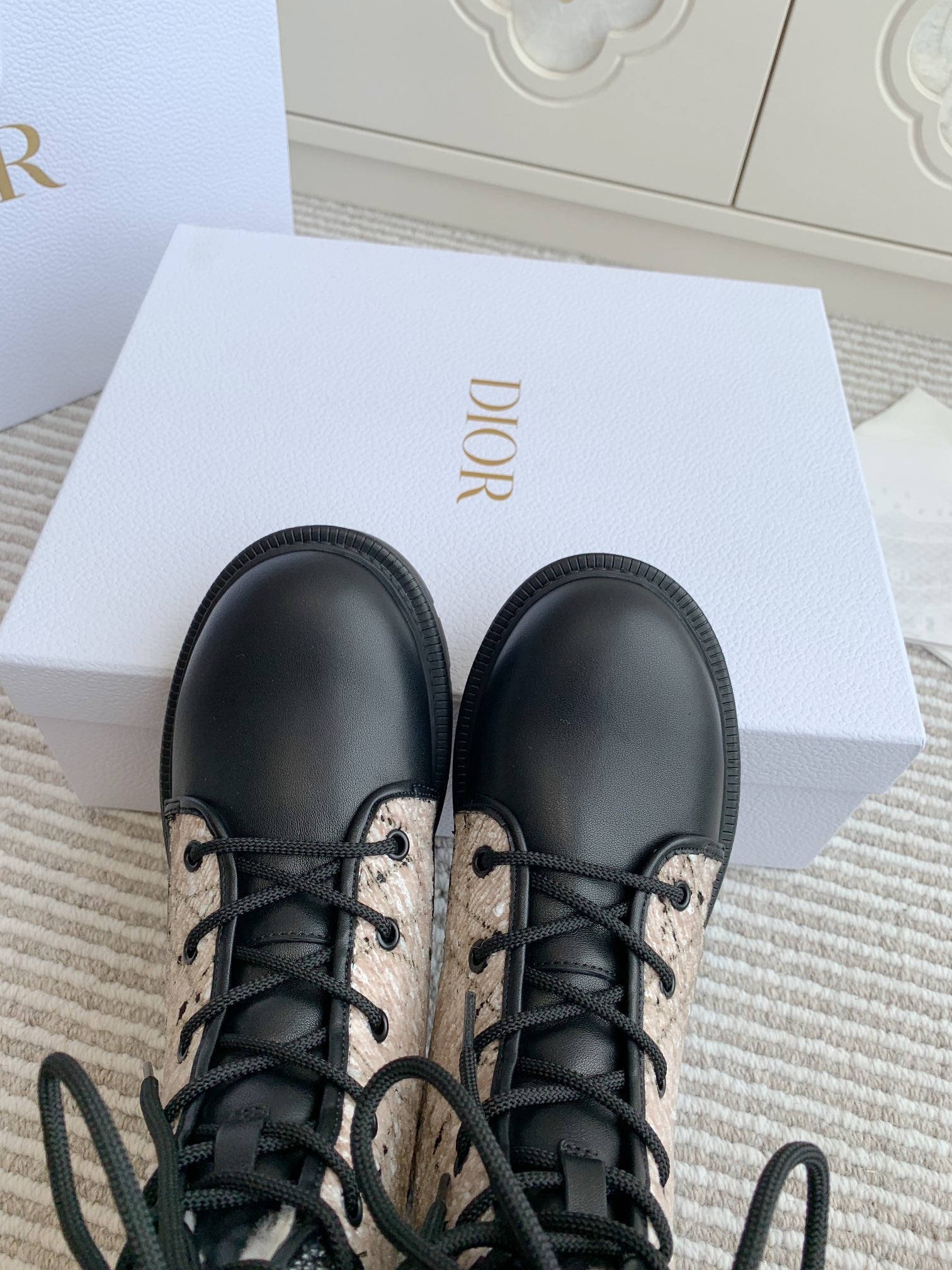 CD D-Major Ankle Boot In Dark Beige Mix Black Canvas With Fleece Lining 105072