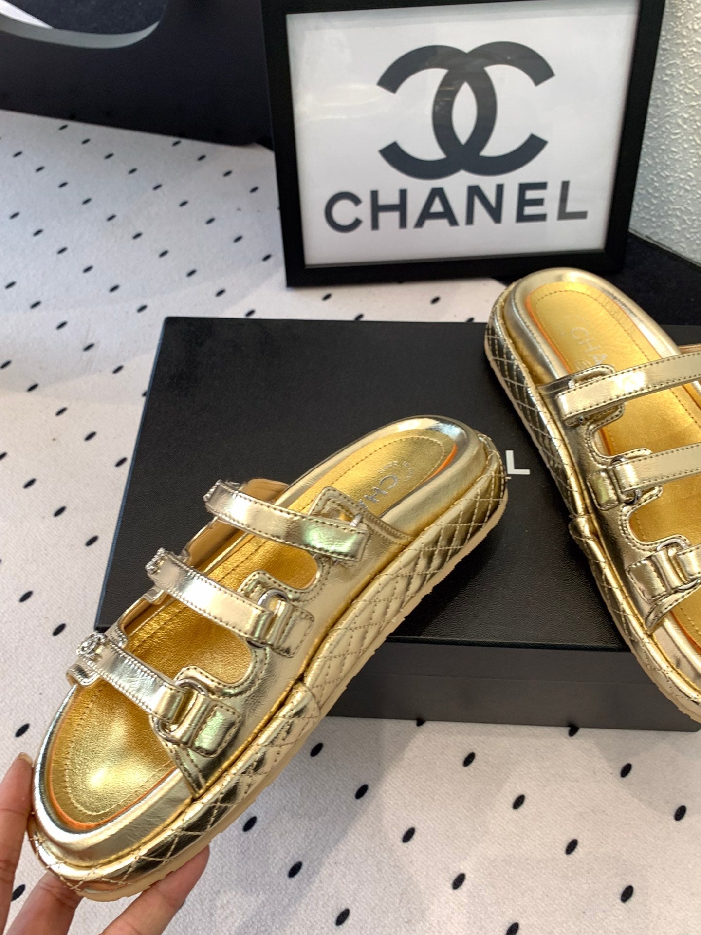 CC Slippers Gold Lambskin 146995