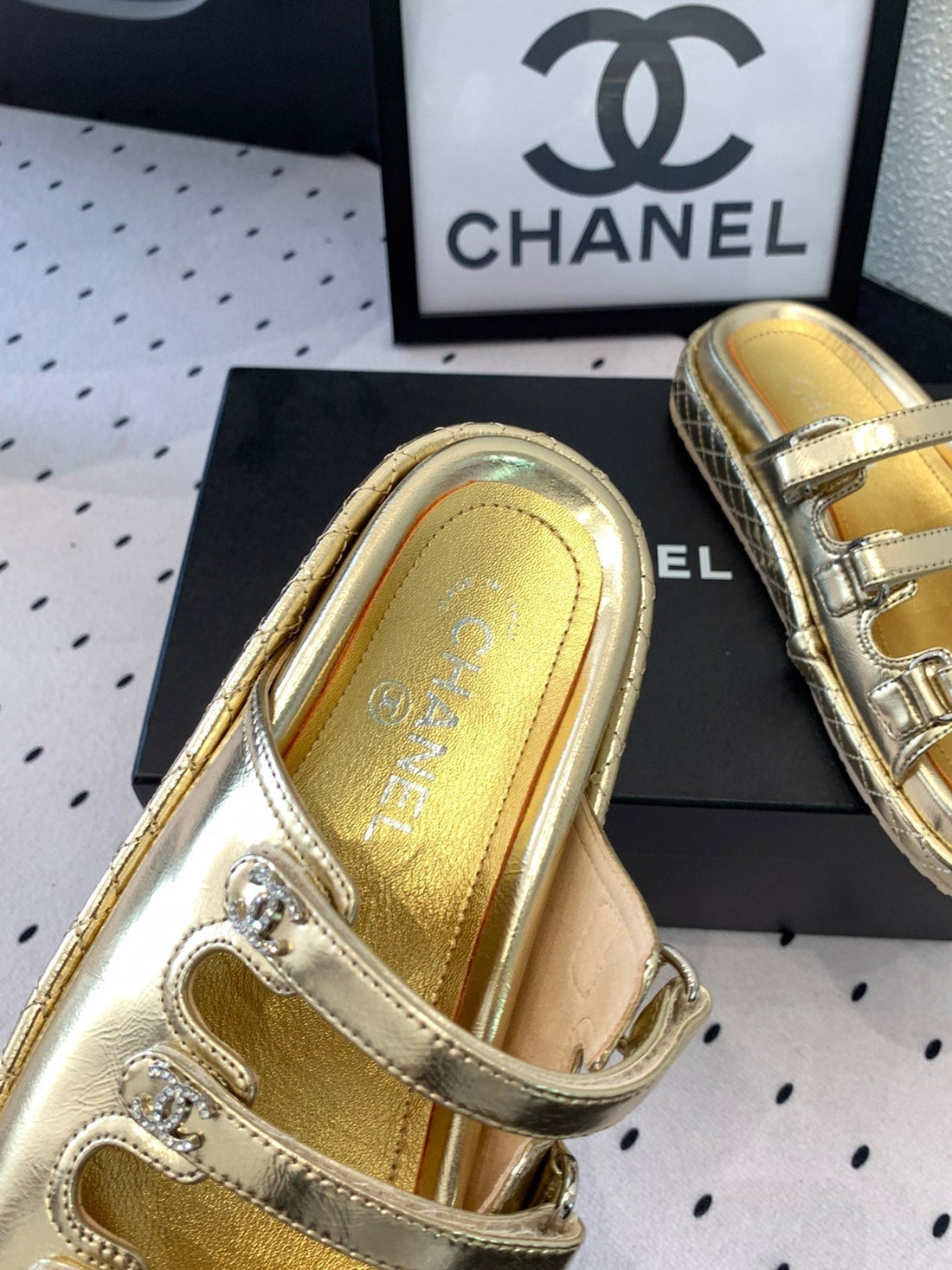 CC Slippers Gold Lambskin 146995