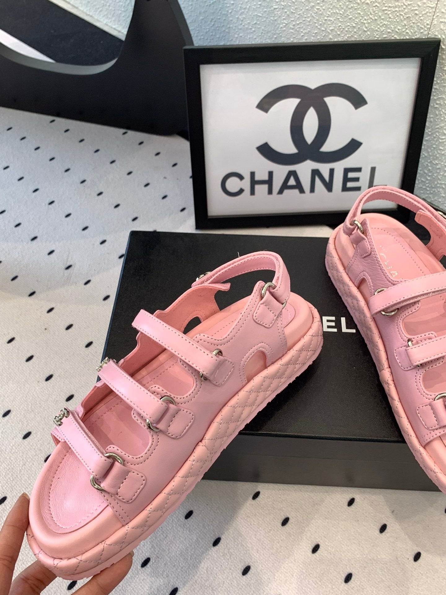 CC Sandals In Pink Lambskin 147000