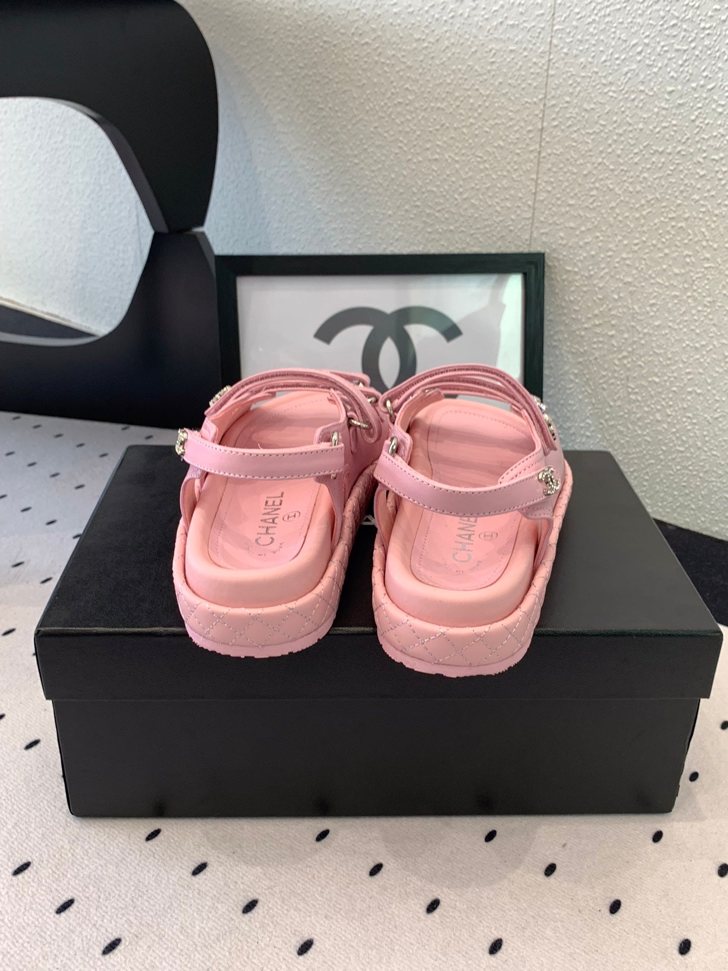 CC Sandals In Pink Lambskin 147000