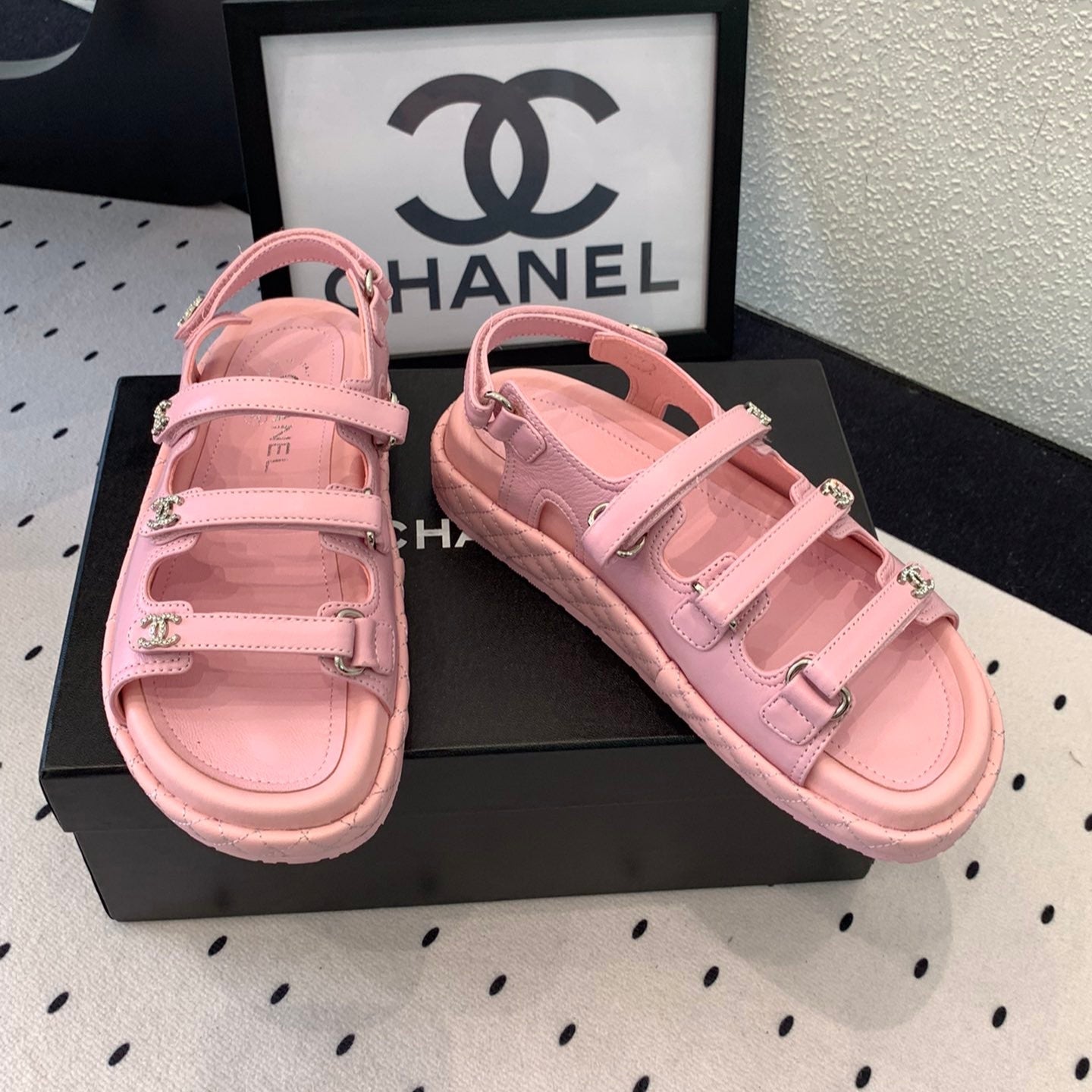 CC Sandals In Pink Lambskin 147000