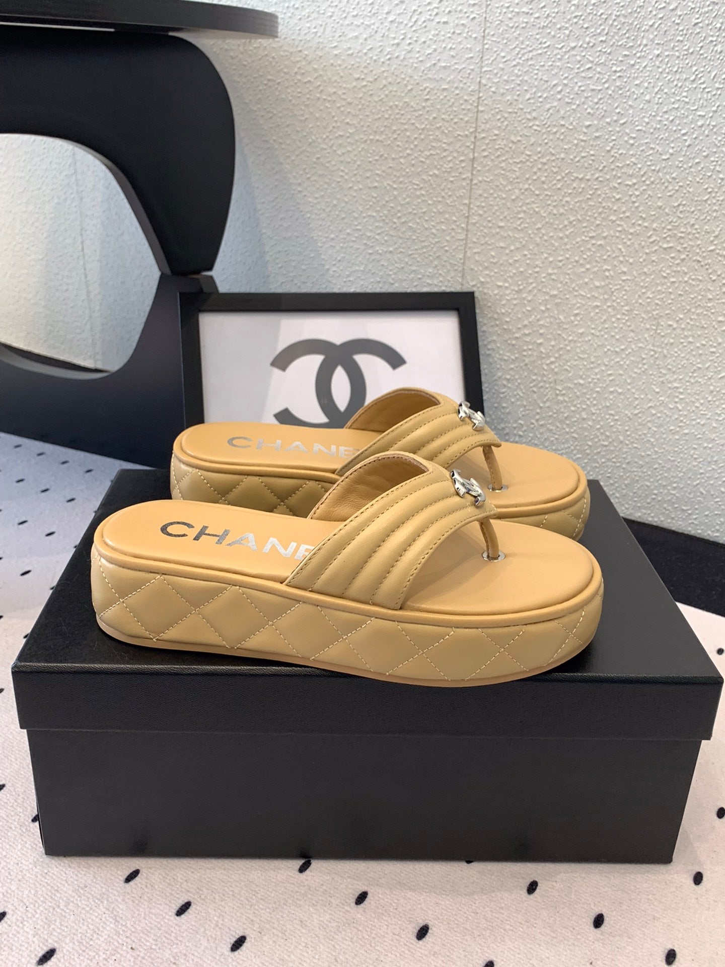 CC Thong Slippers In Dark Beige Lambskin 147050