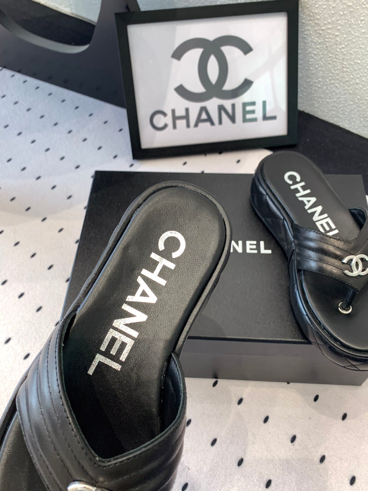 CC Thong Slippers In Black Lambskin 147051