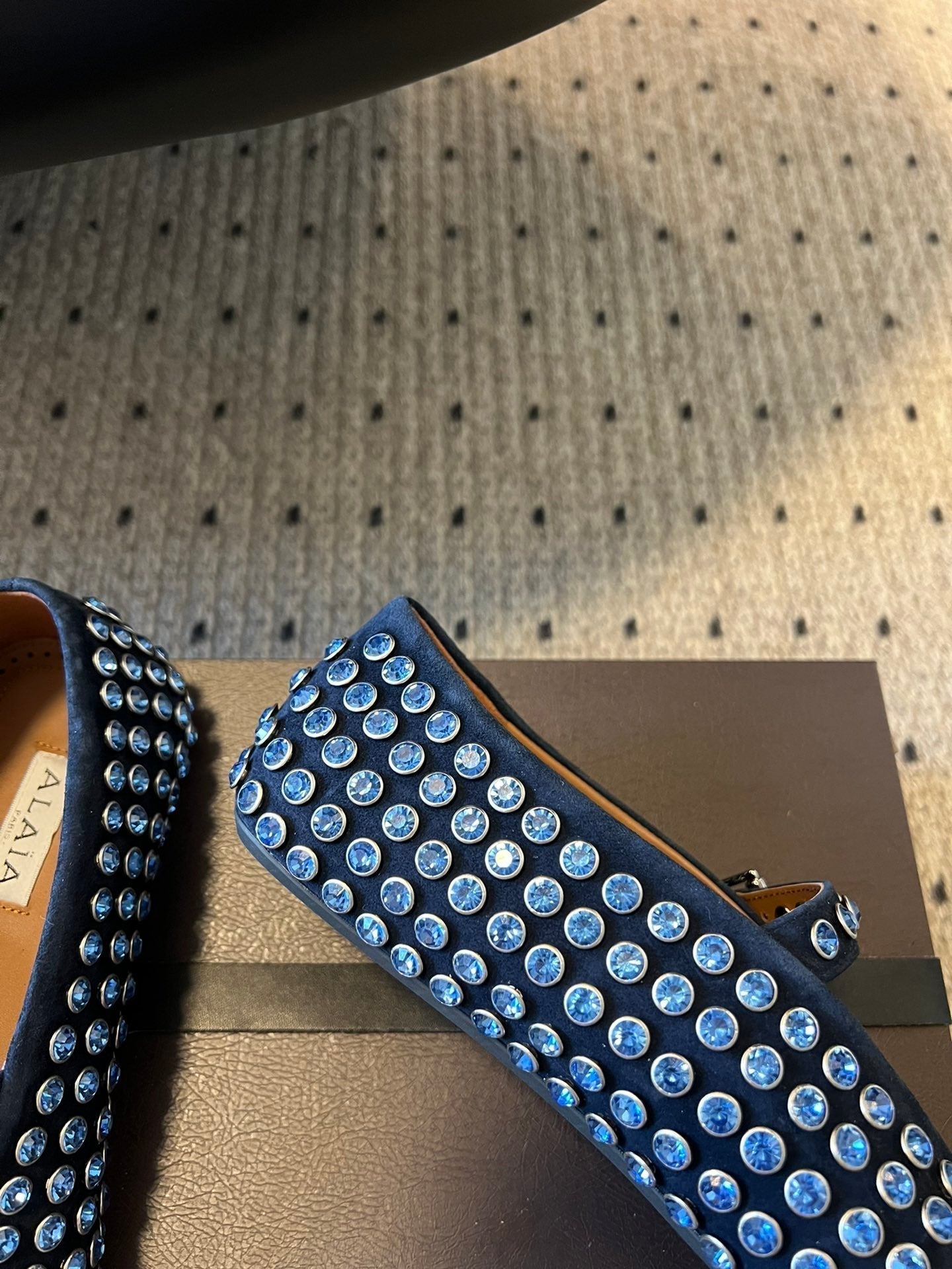 Alaia 25 Strass Ballet Flats Navy Blue Suede Goatskin 303724