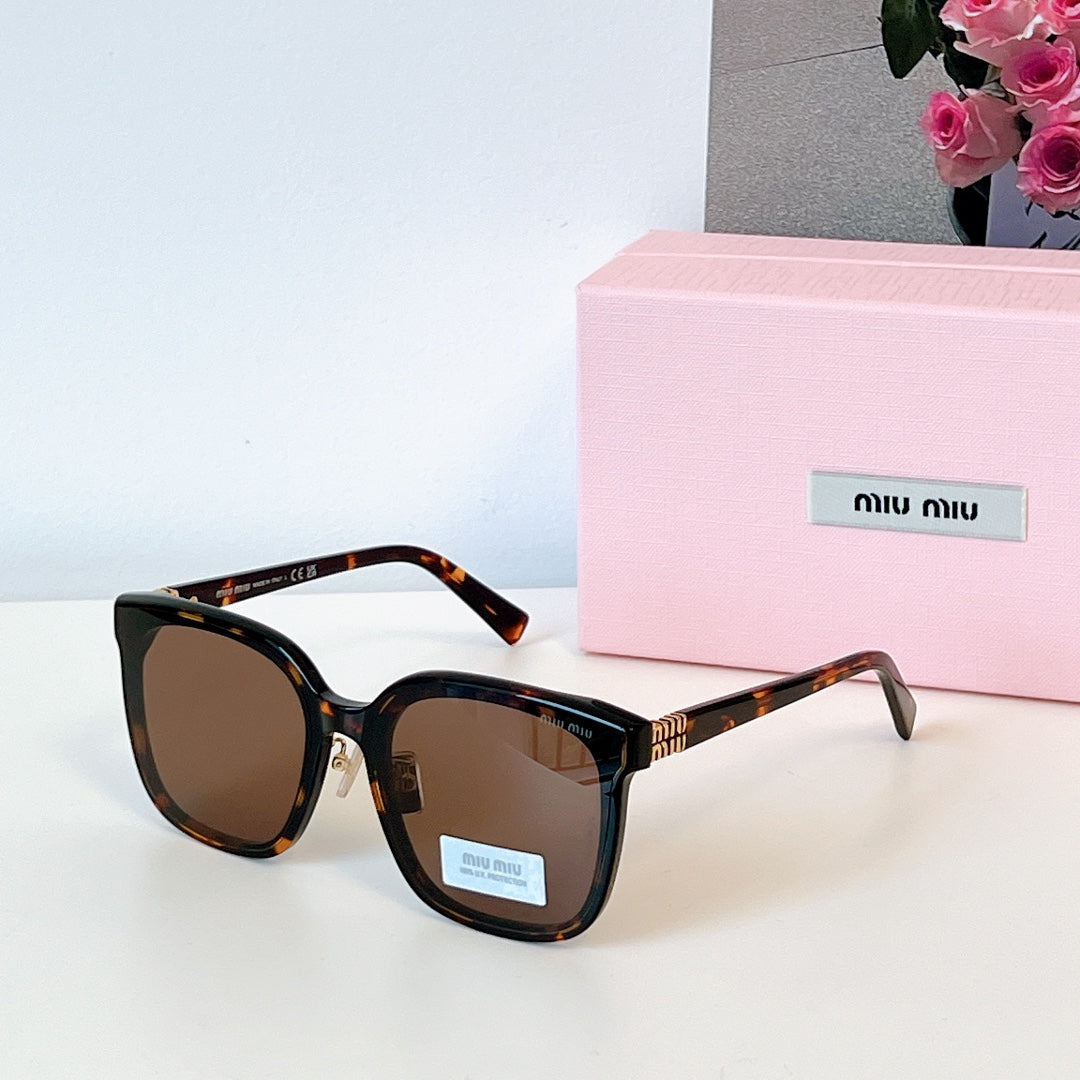 Miumiu Sunglasses 695771