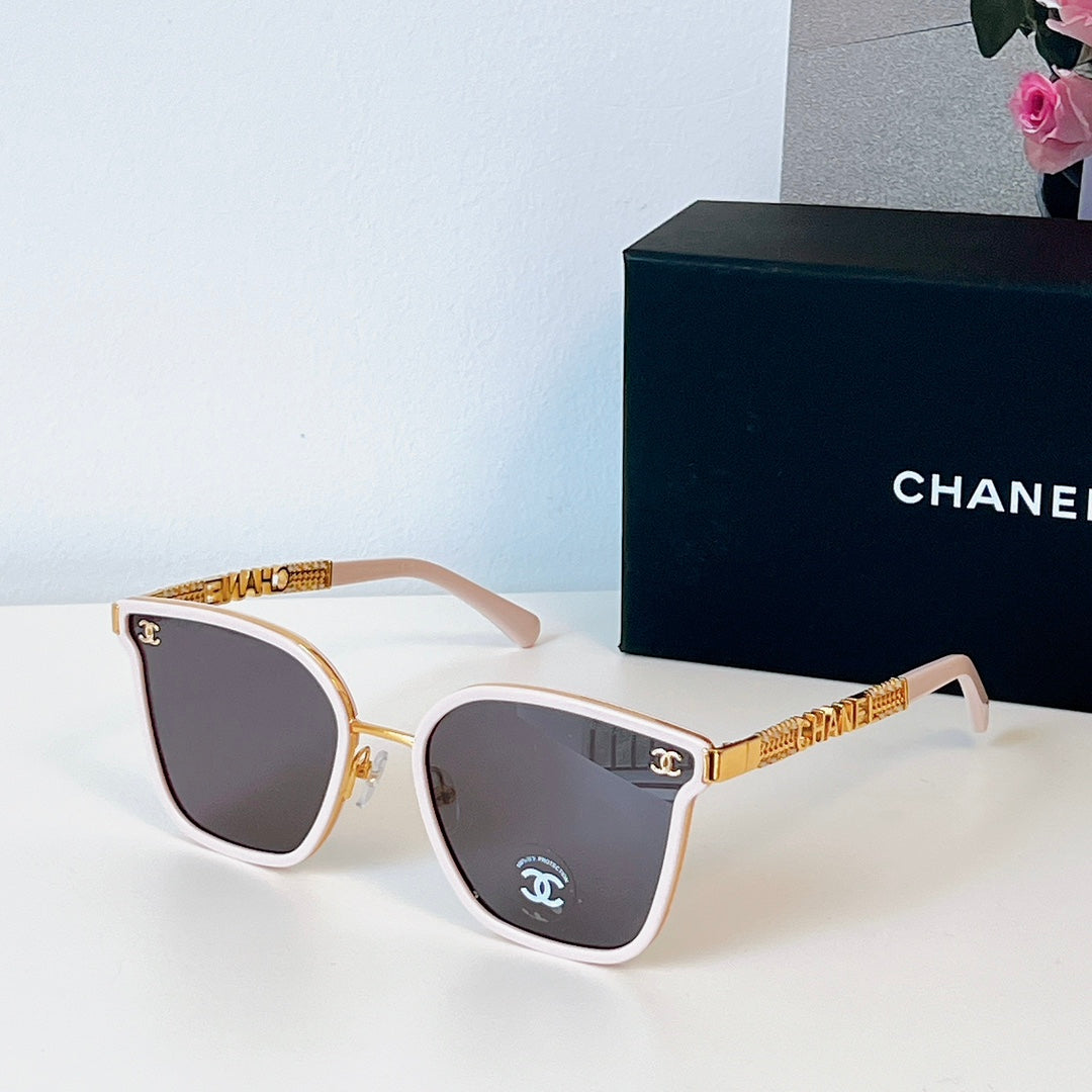 Chanel Sunglasses 715036