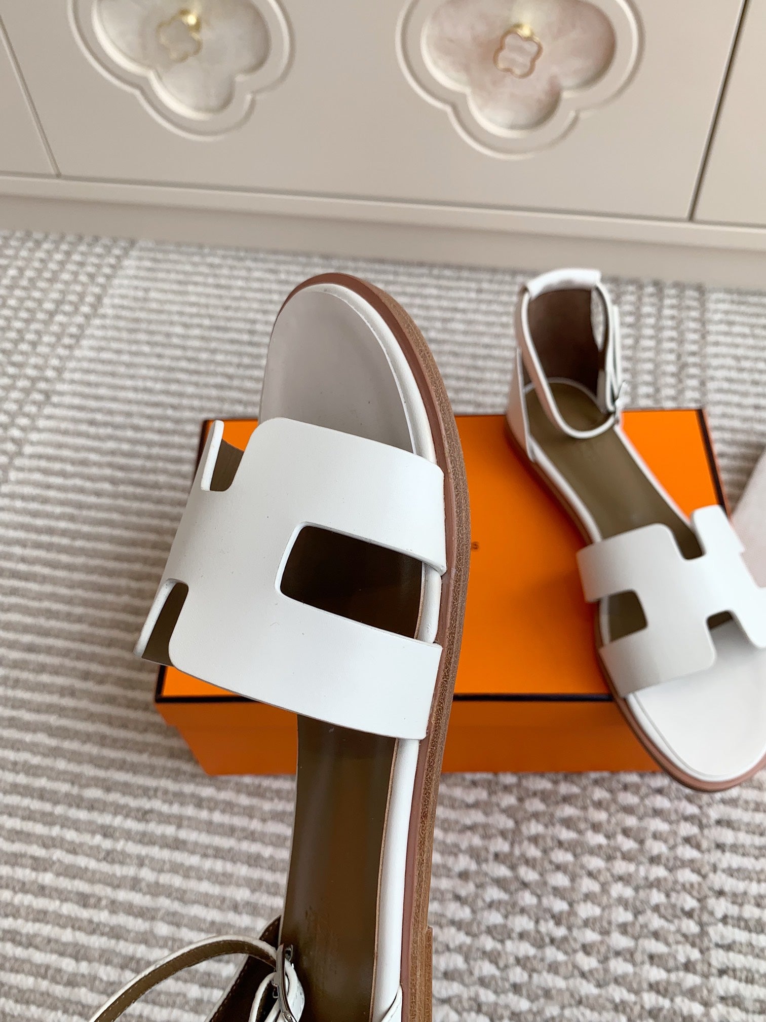 HM 25 Santorini White Etoupe Calfskin