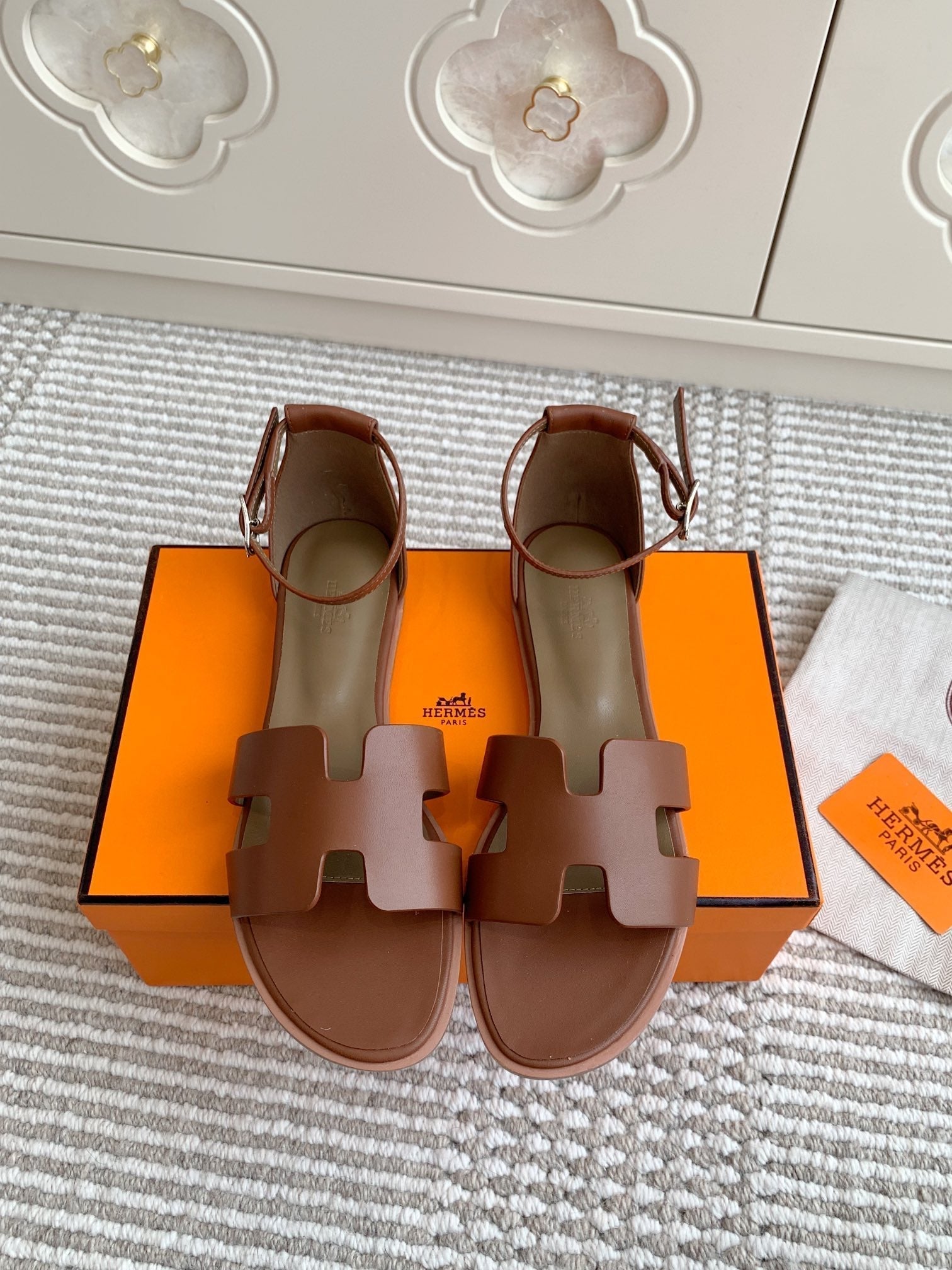 HM 25 Santorini Gold Etoupe Calfskin