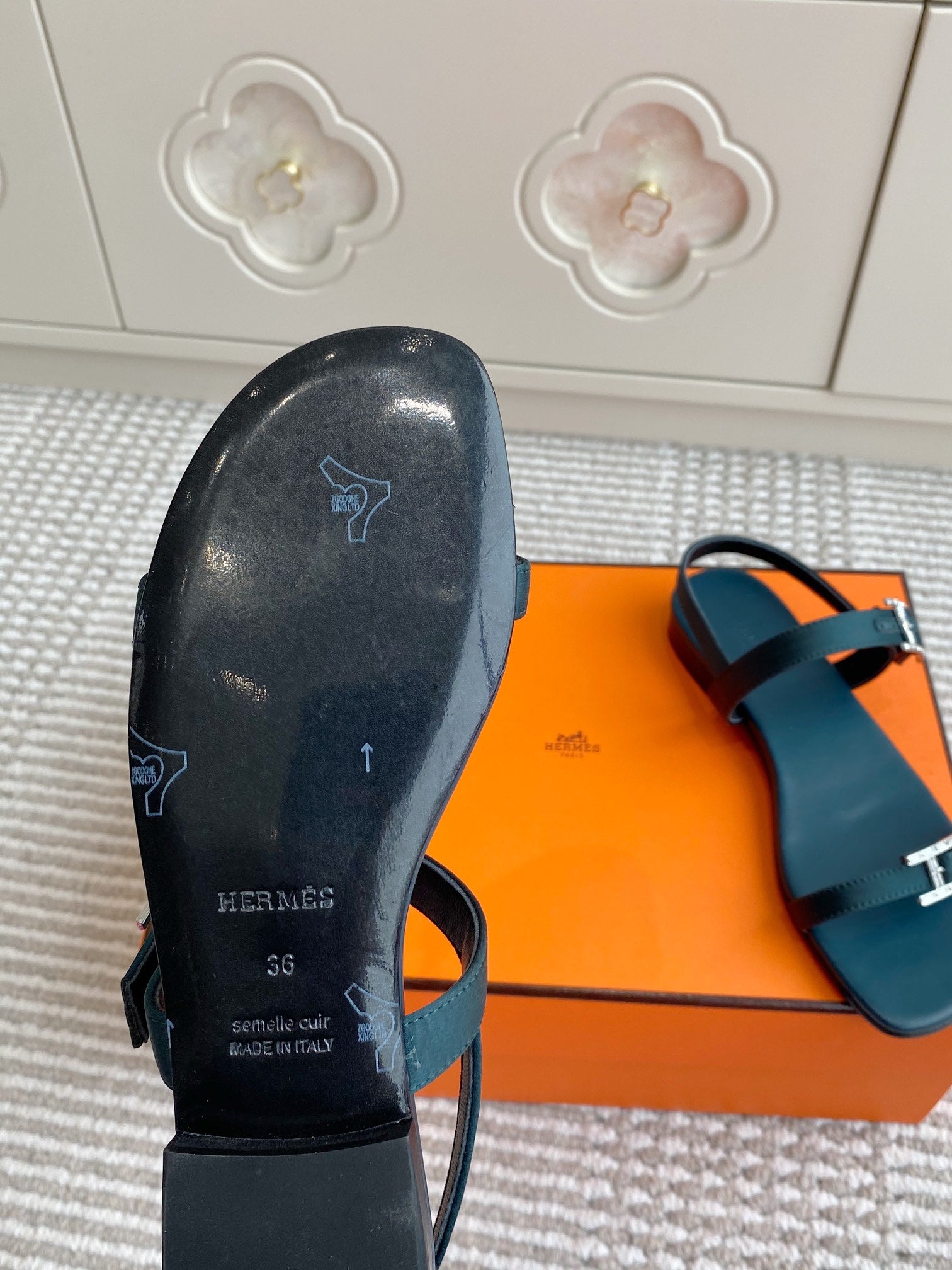 HM Cristal Sandals Blue Calfskin 291446