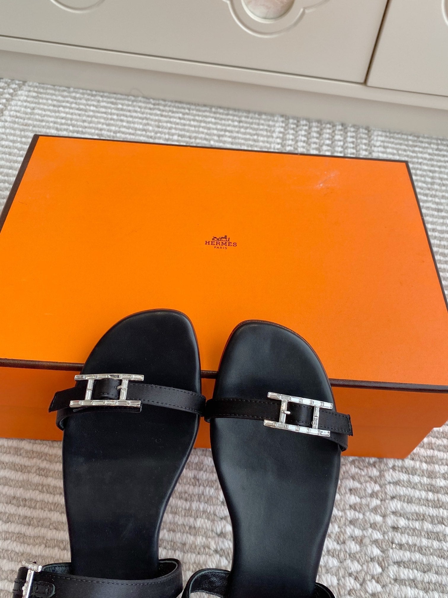 HM Cristal Sandals Black Calfskin 291448