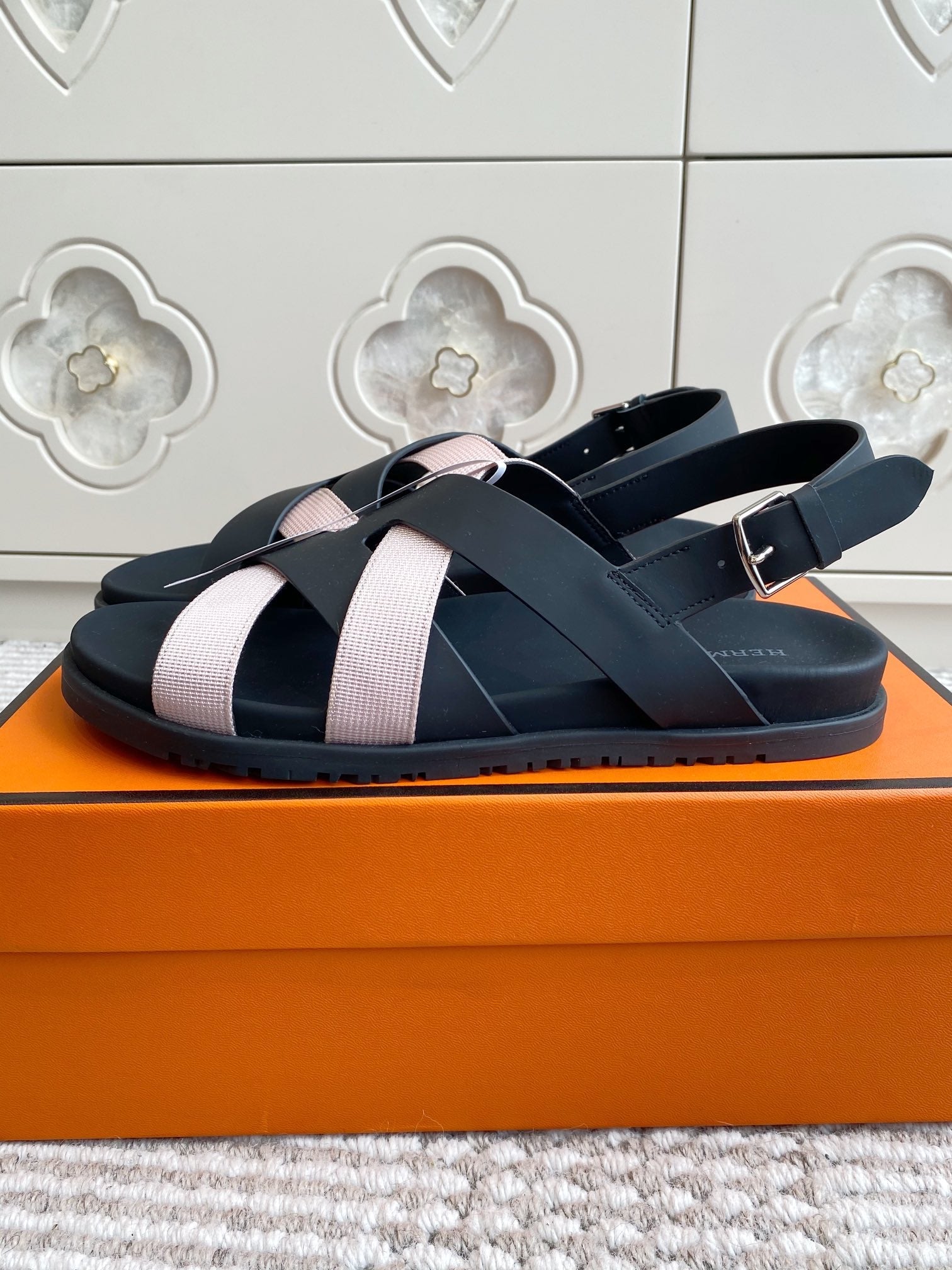 HM Heracles Sandals Black Pink Calfskin 291449