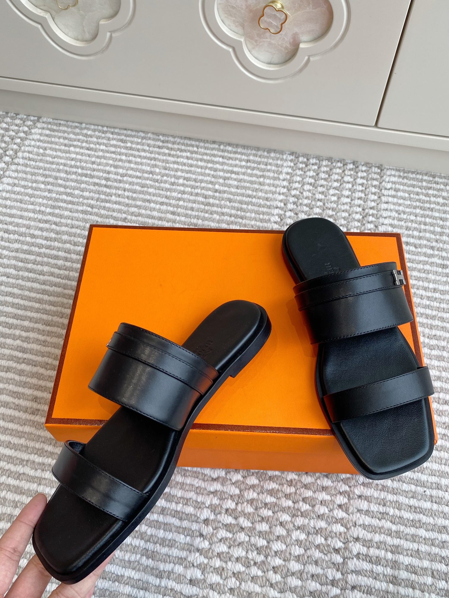 HM Joao Sandal Black Calfskin 291462