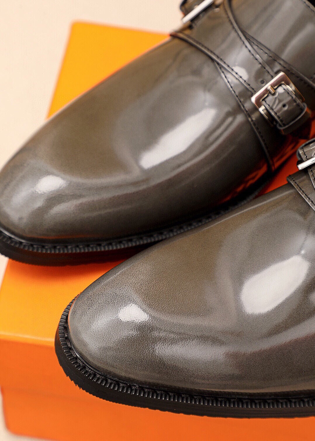 HM Men's  Loafer Metallic Gray Patent Leather 637348