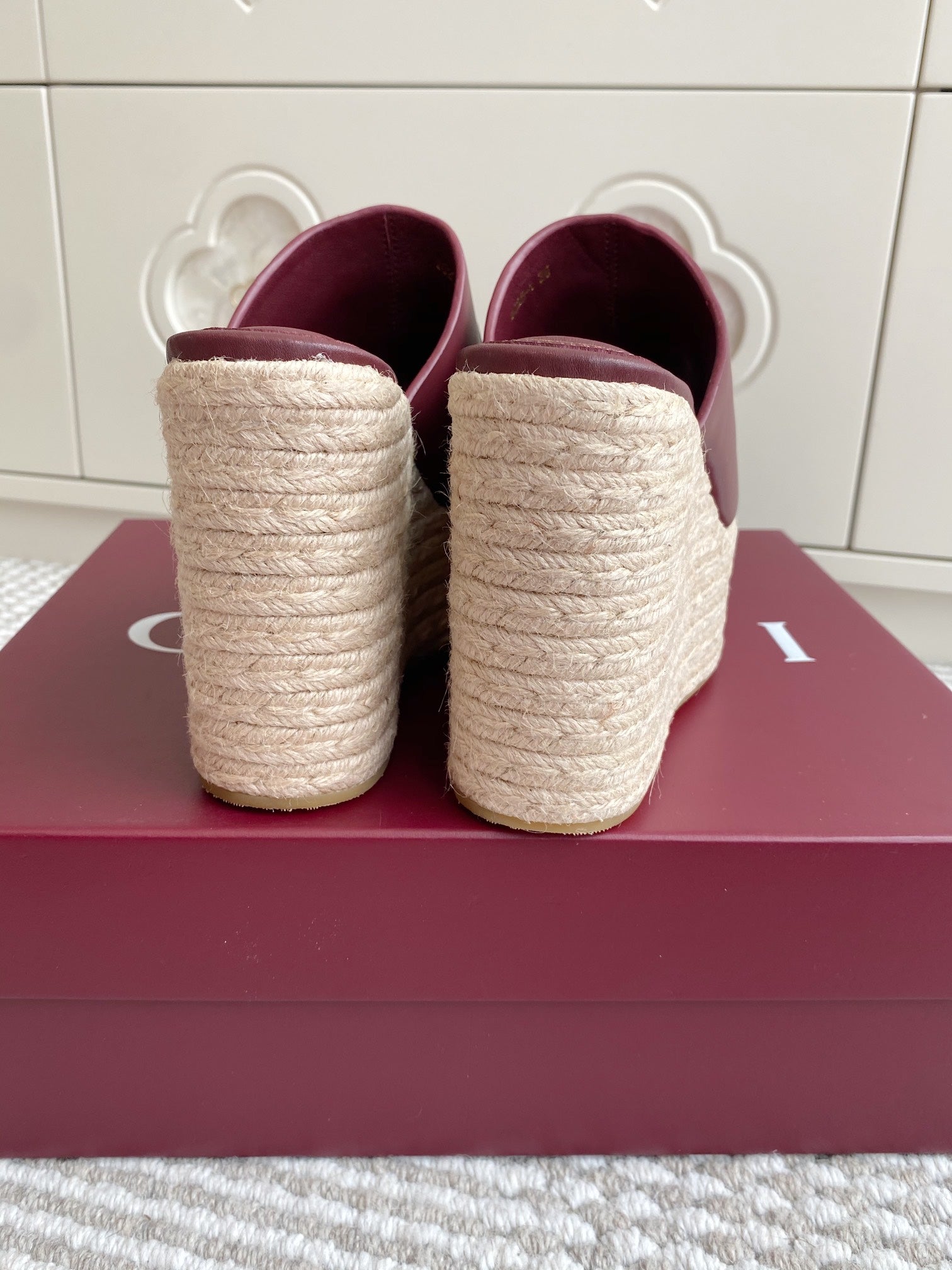 GC 25 Interlocking G Sandal Red Burgundy Cord Cowhide 291033